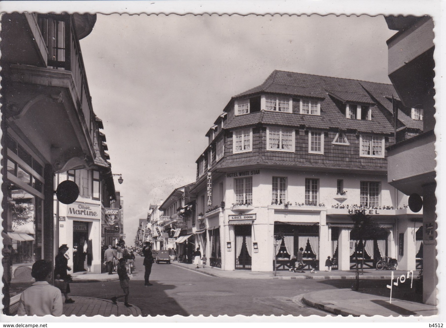 62 LE TOUQUET Rue Saint Jean Et Rue De Metz , Façade Magasin Chez Martine ,hôtel - Le Touquet