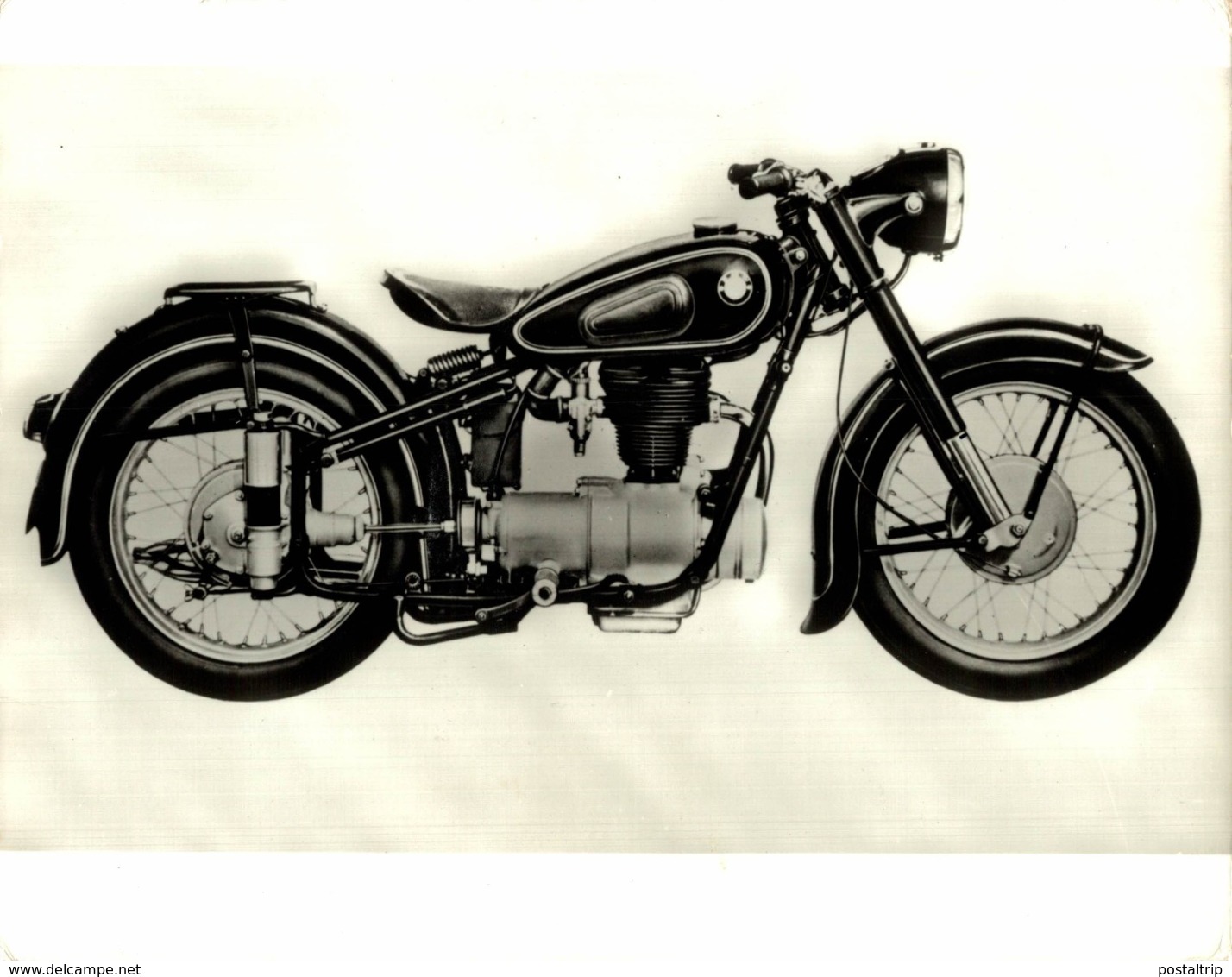 BMW   24*18cm+- Moto MOTOCROSS MOTORCYCLE Douglas J Jackson Archive Of Motorcycles - Autres & Non Classés