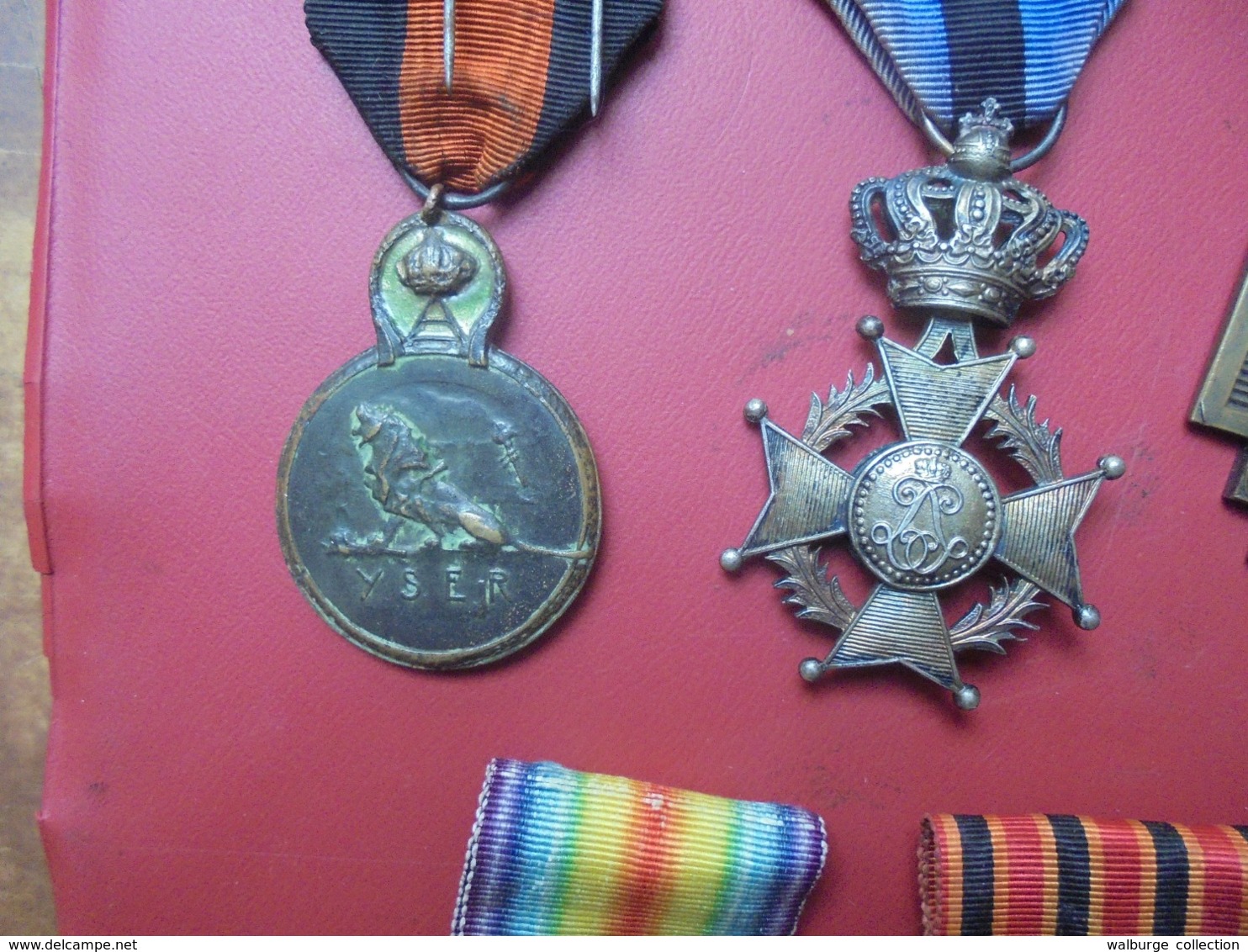 BEAU LOT DECORATIONS 1914-1918 DONT MEDAILLE DE L'YSER