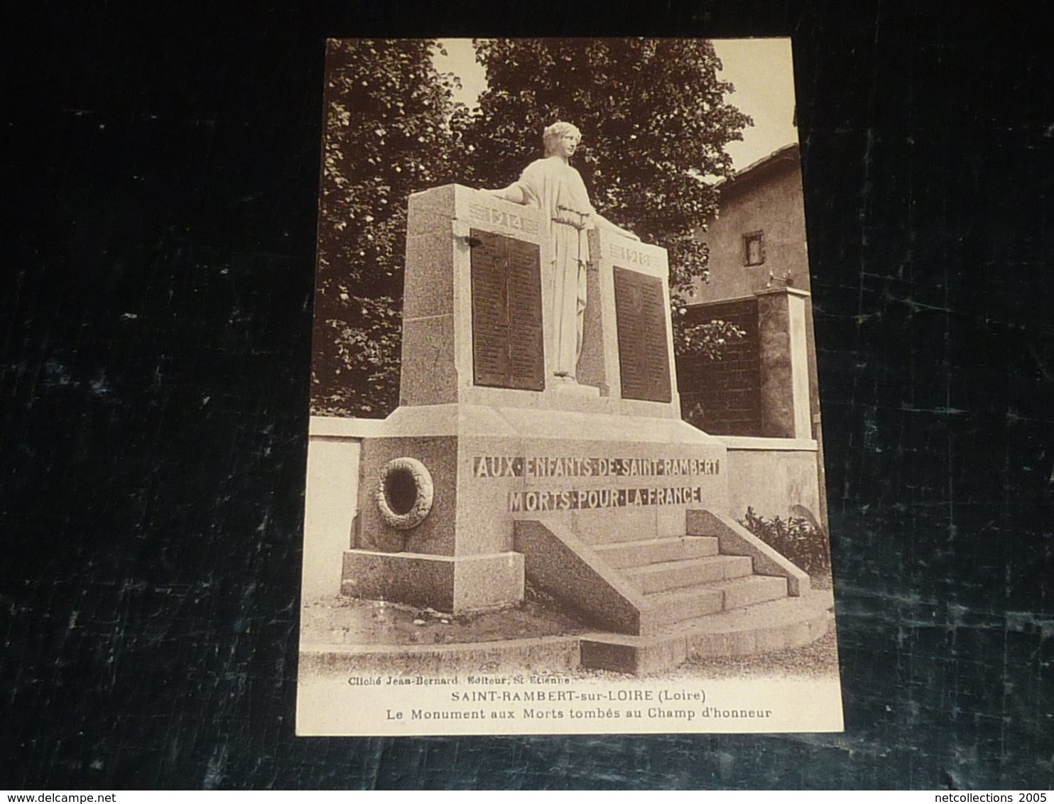 SAINT-RAMBERT-SUR LOIRE - LE MONUMENT AUX MORTS TOMBES AU CHAMP D'HONNEUR - 42 LOIRE (AF) - Saint Just Saint Rambert