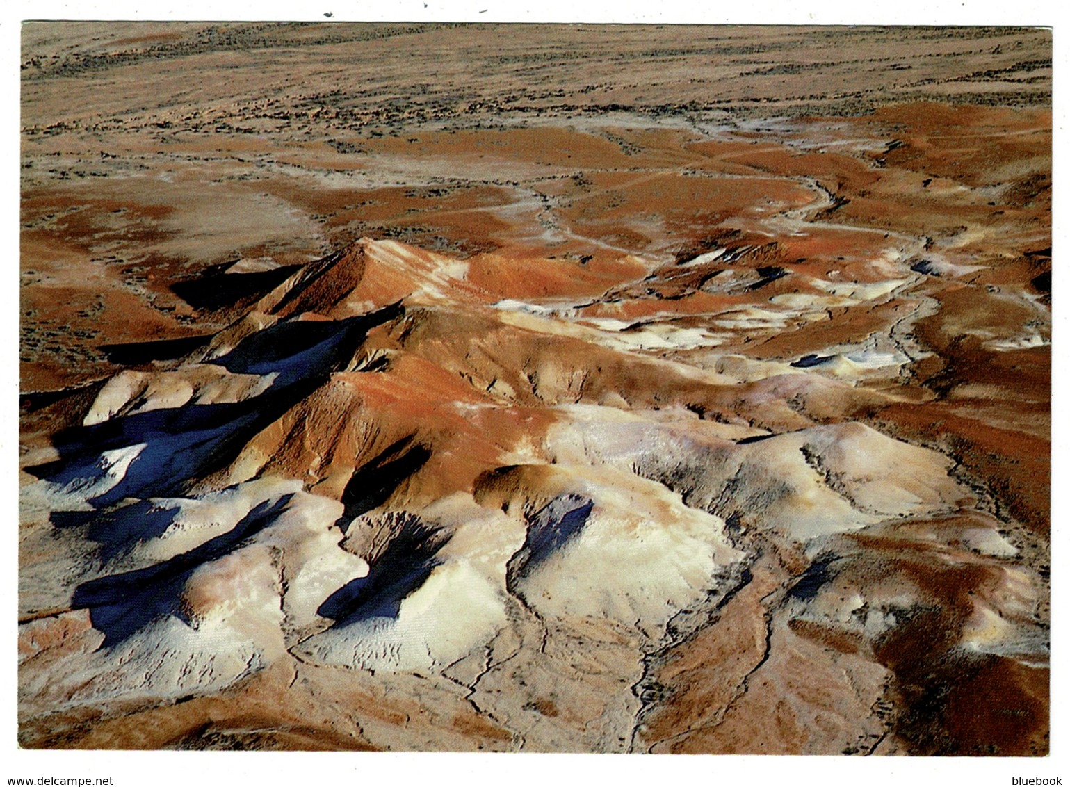 Ref 1330 - Postcard - Aerial View Of The Breakaways Coober Pedy South Australia - Coober Pedy