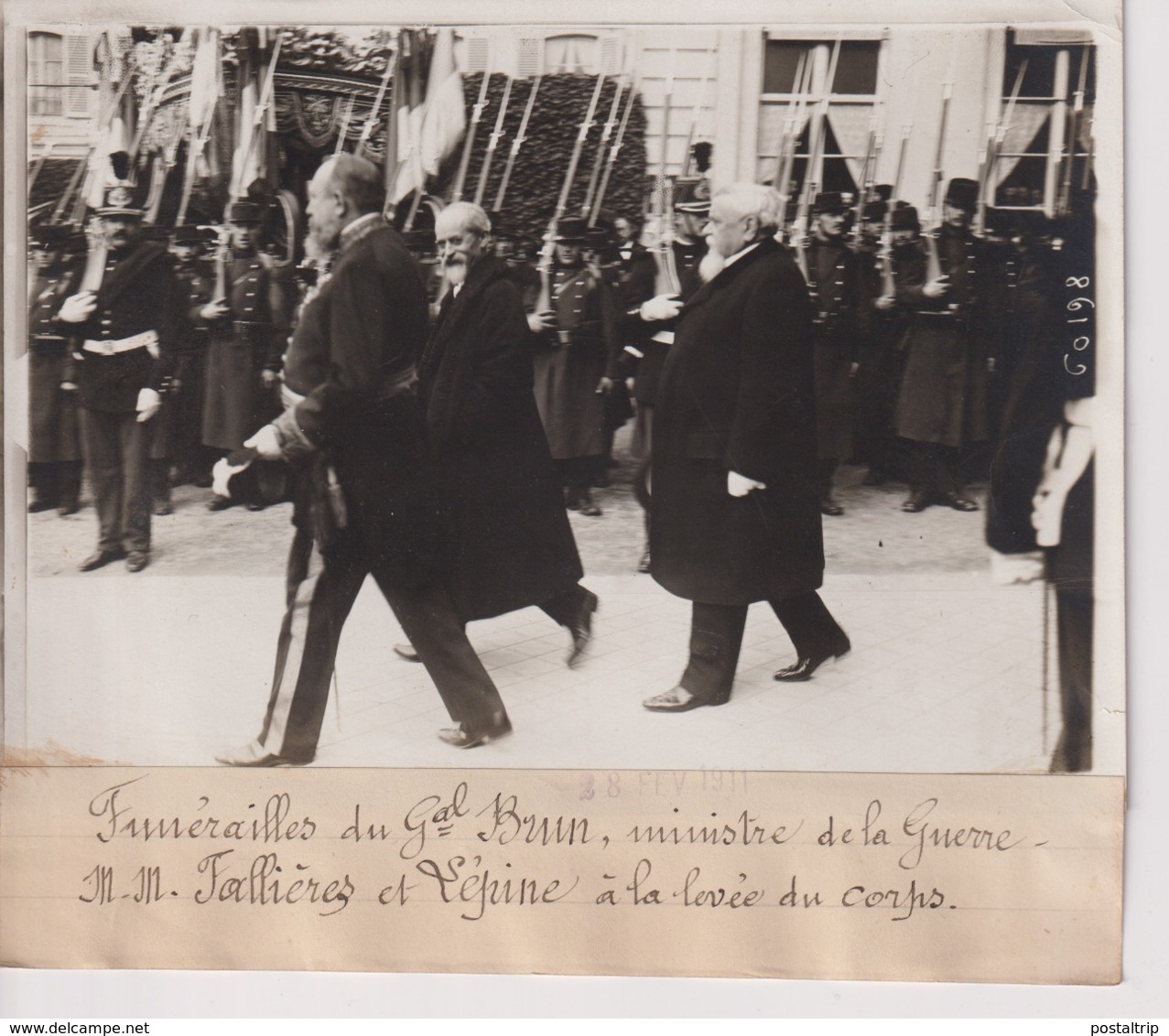 FUNÉRAILLES DU GAL BRUN MINISTRE DE LA GUERRE FALLIÈRES ET LEPINE 18*13CM Maurice-Louis BRANGER PARÍS (1874-1950) - Personalidades Famosas