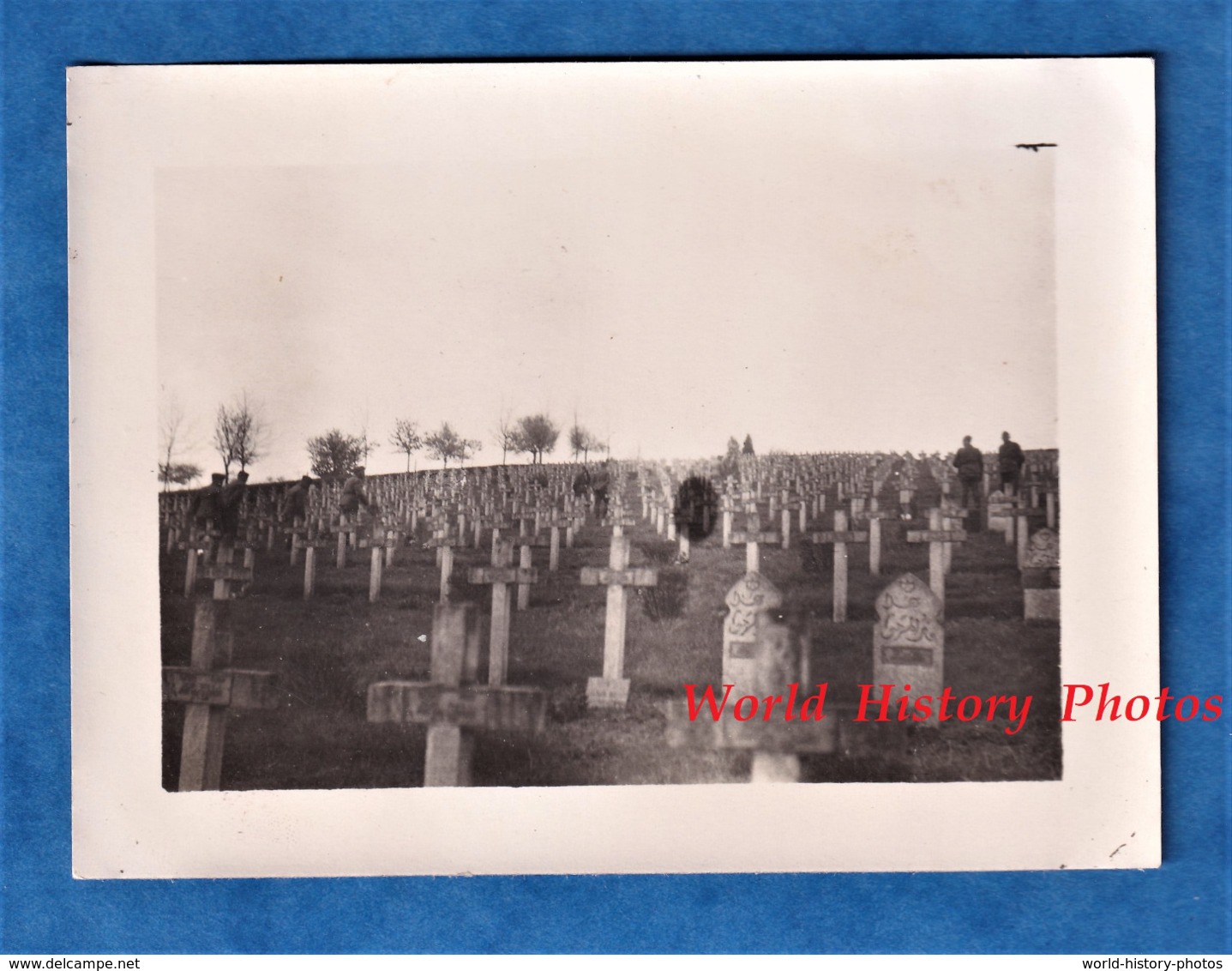 Photo Ancienne D'un Soldat Allemand - Cimetière à Situer - BOUCONVILLE ? VAUCLAIR ? Chemin Des Dames ? - Poilu Musulman - Guerra, Militares