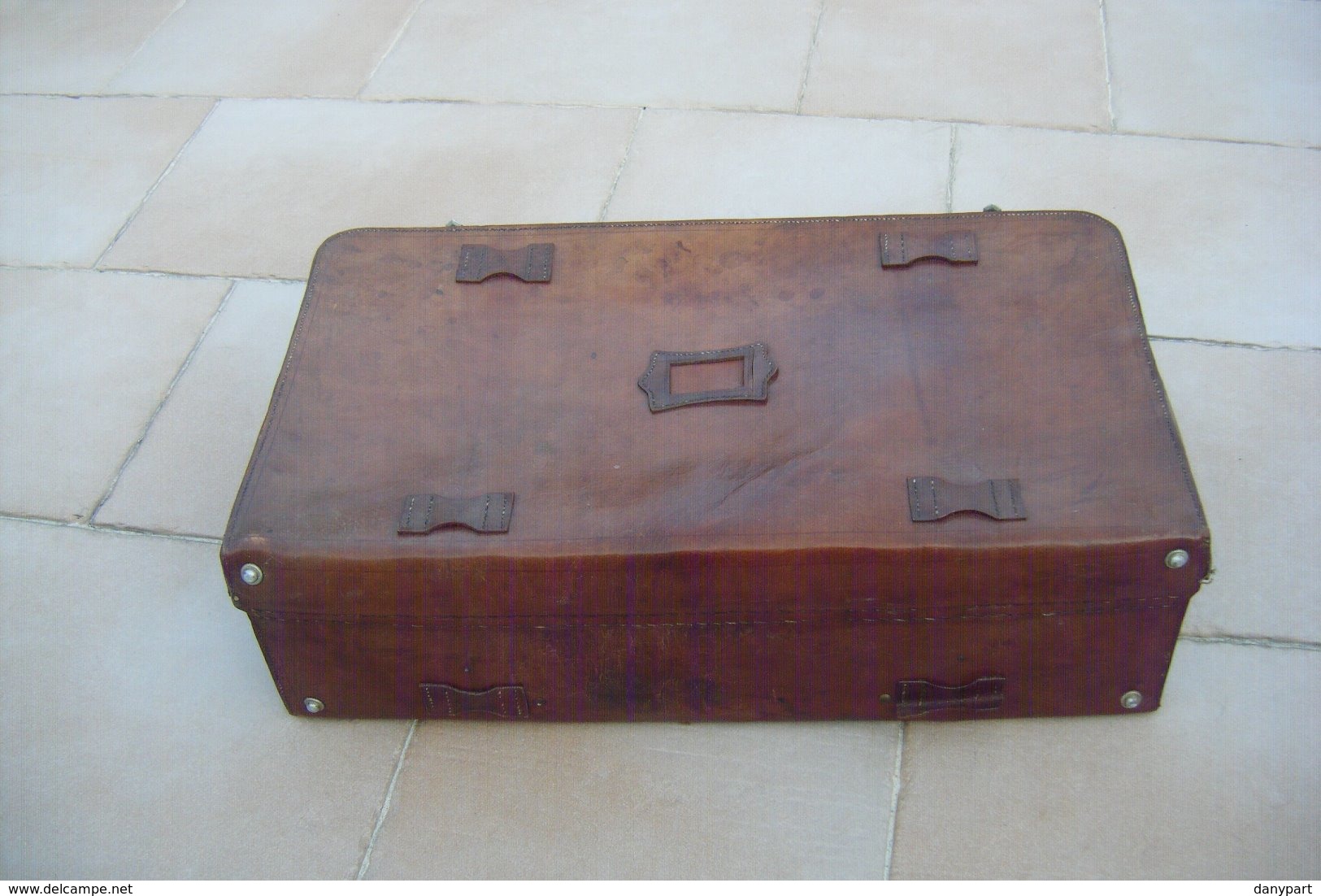 ANCIENNE GRANDE VALISE TOUTE EN CUIR FAUVE  OLD VINTAGE SUPERBE PATINE