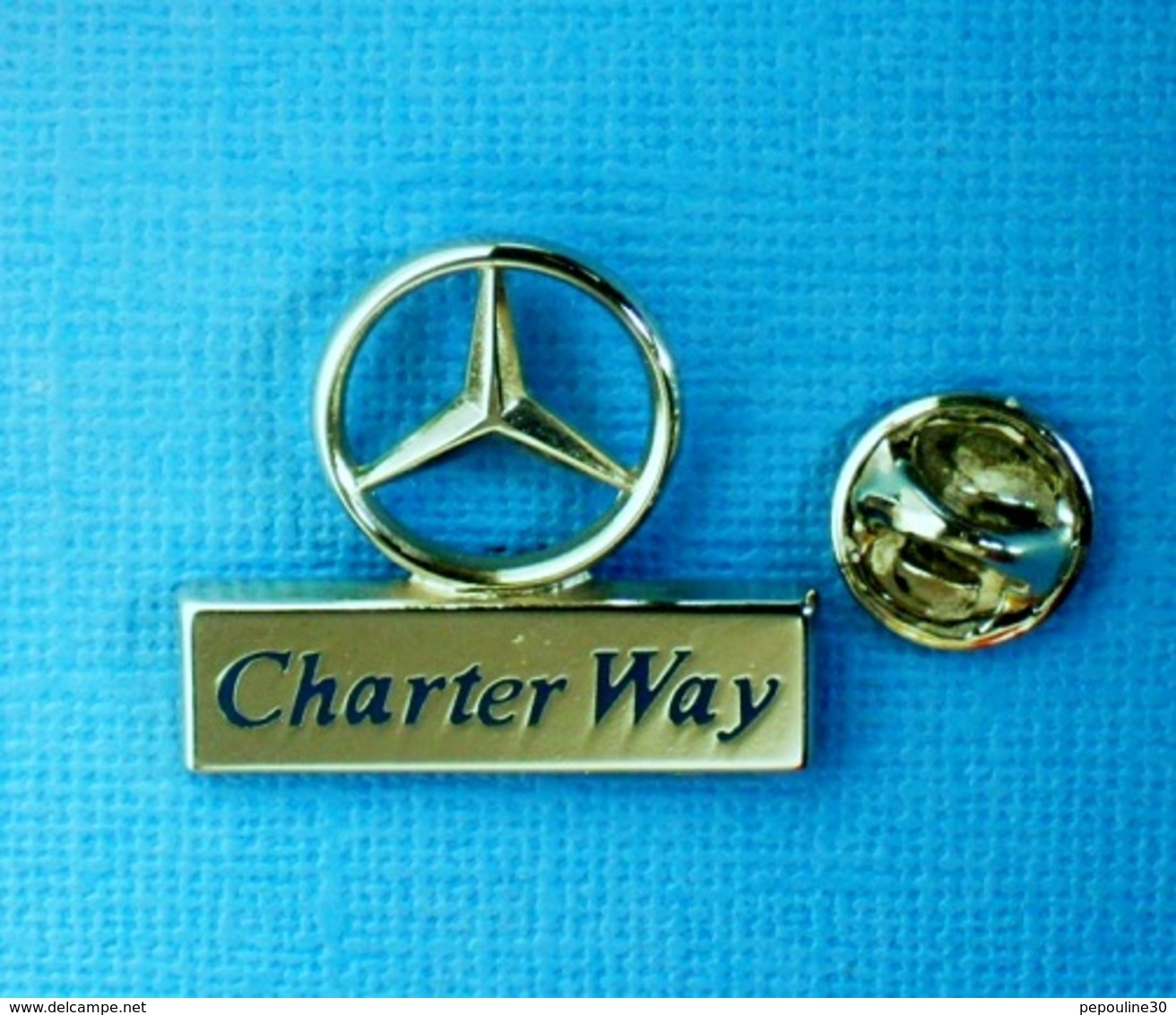 1 PIN'S //  ** MERCEDES-BENZ / CHARTER WAY / LOCATION D'UTILITAIRES LÉGERS ET DE CAMIONS ** . (Sofrec Paris) - Mercedes