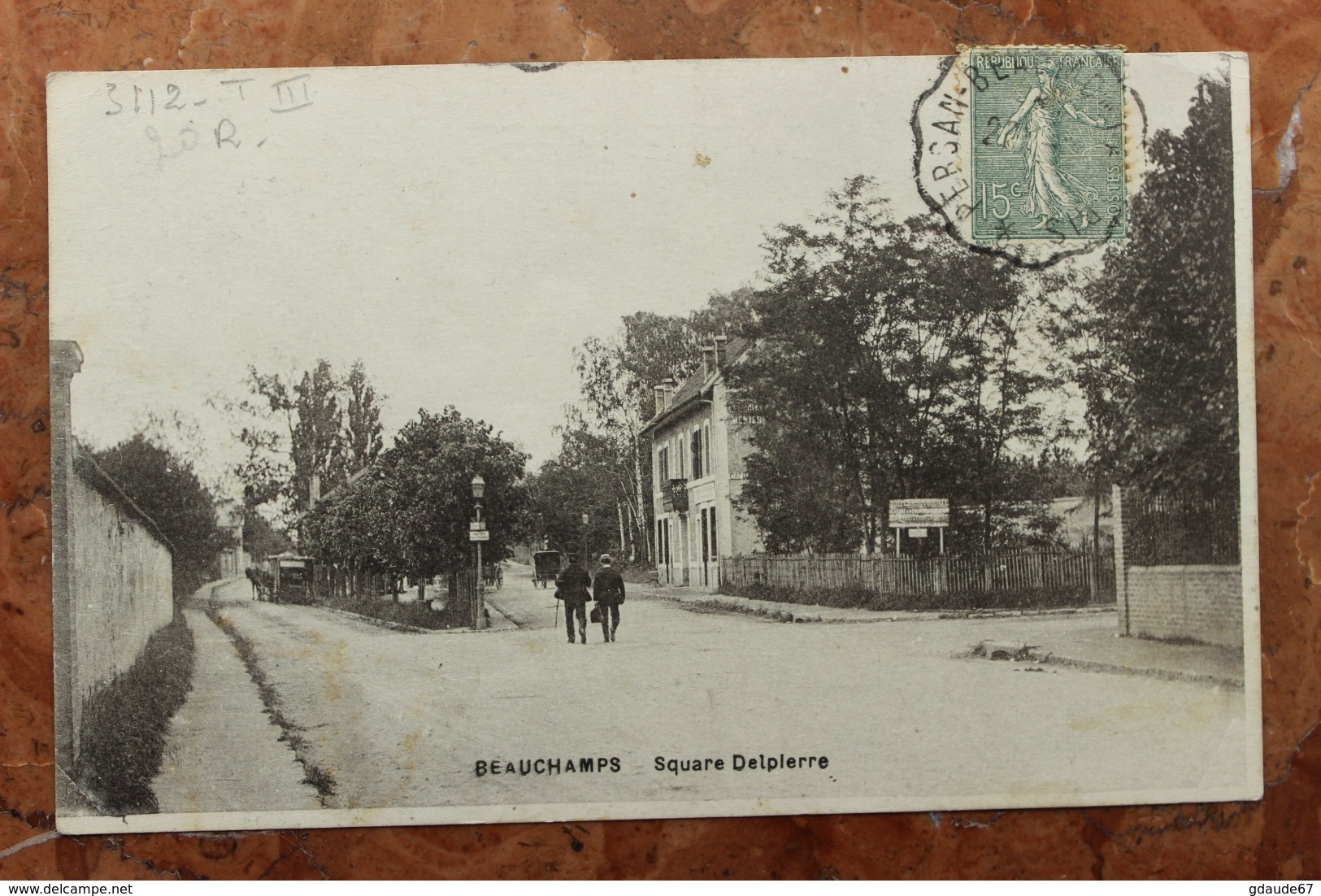 BEAUCHAMPS - SQUARE DELPIERRE - Beauchamp