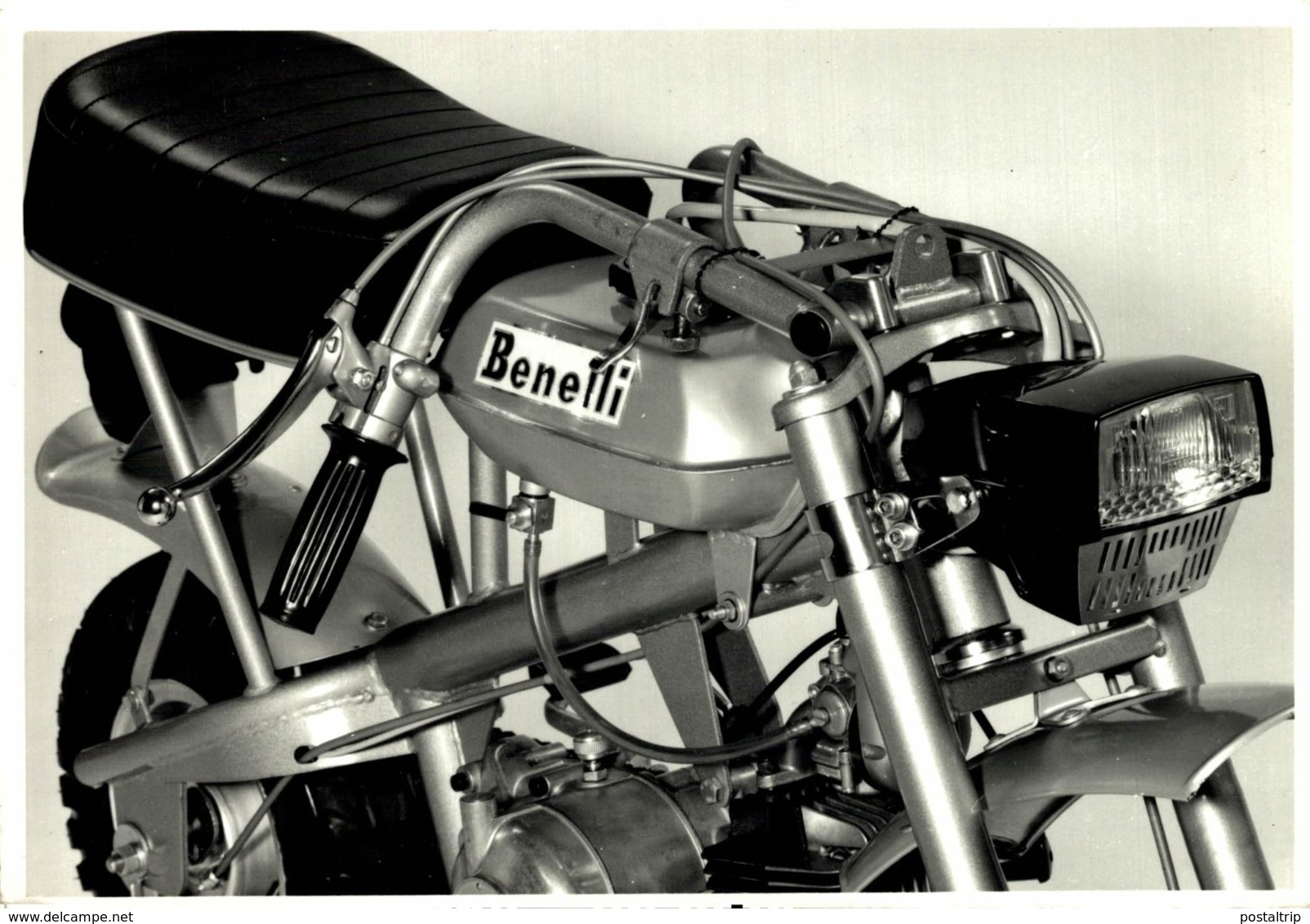 BENELLI MINI CAT 12*18cm+- Moto MOTOCROSS MOTORCYCLE Douglas J Jackson Archive Of Motorcycles - Otros & Sin Clasificación