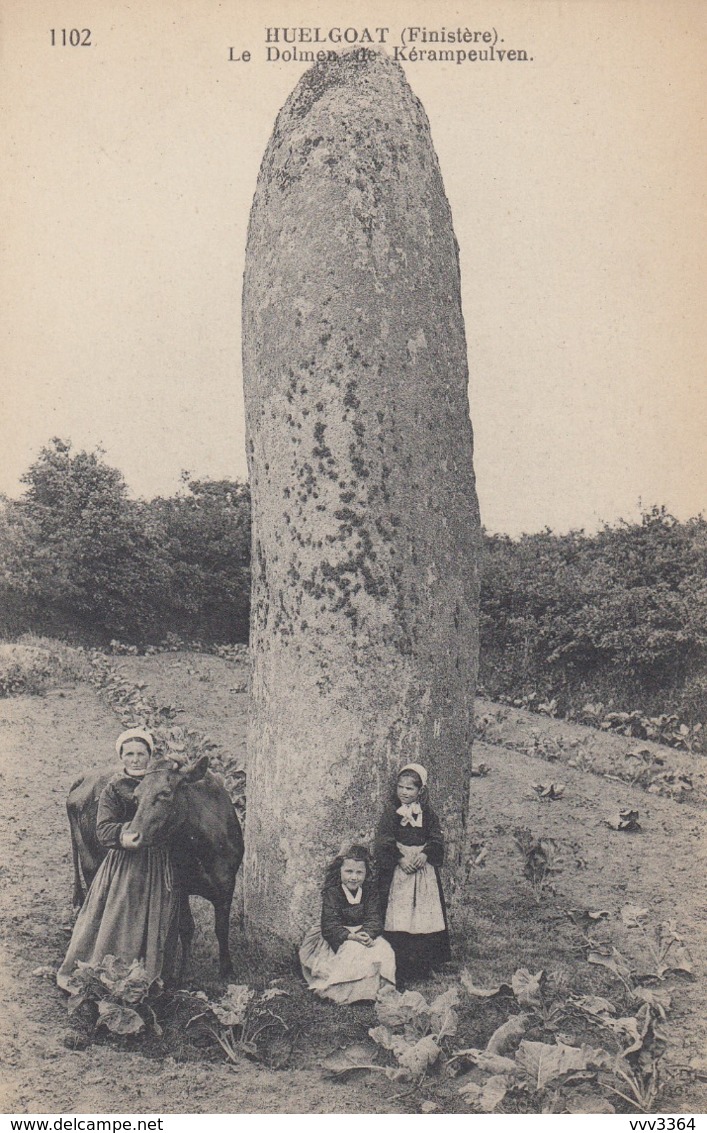 HUELGOAT: Le Dolmen De Kérampeulven - Huelgoat