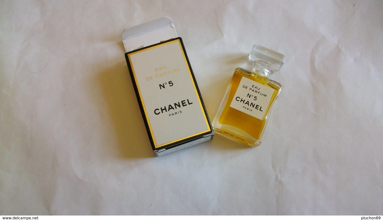 Miniature De Parfum Chanel " N°5  "  Eau De Parfum - Miniatures Femmes (avec Boite)