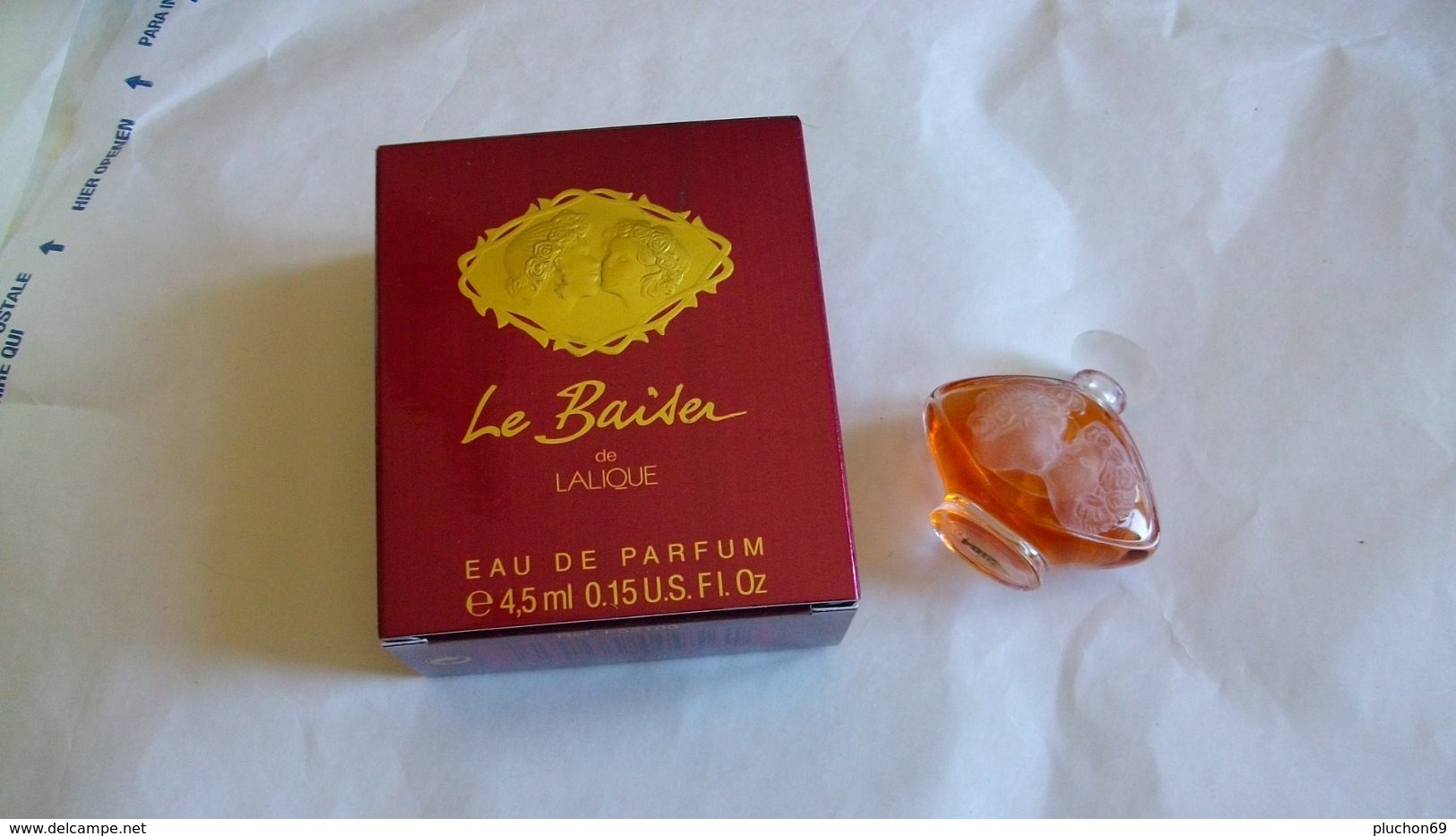 Miniature De Parfum Lalique   " Le Baiser  "  Eau De Parfum - Miniatures Femmes (avec Boite)