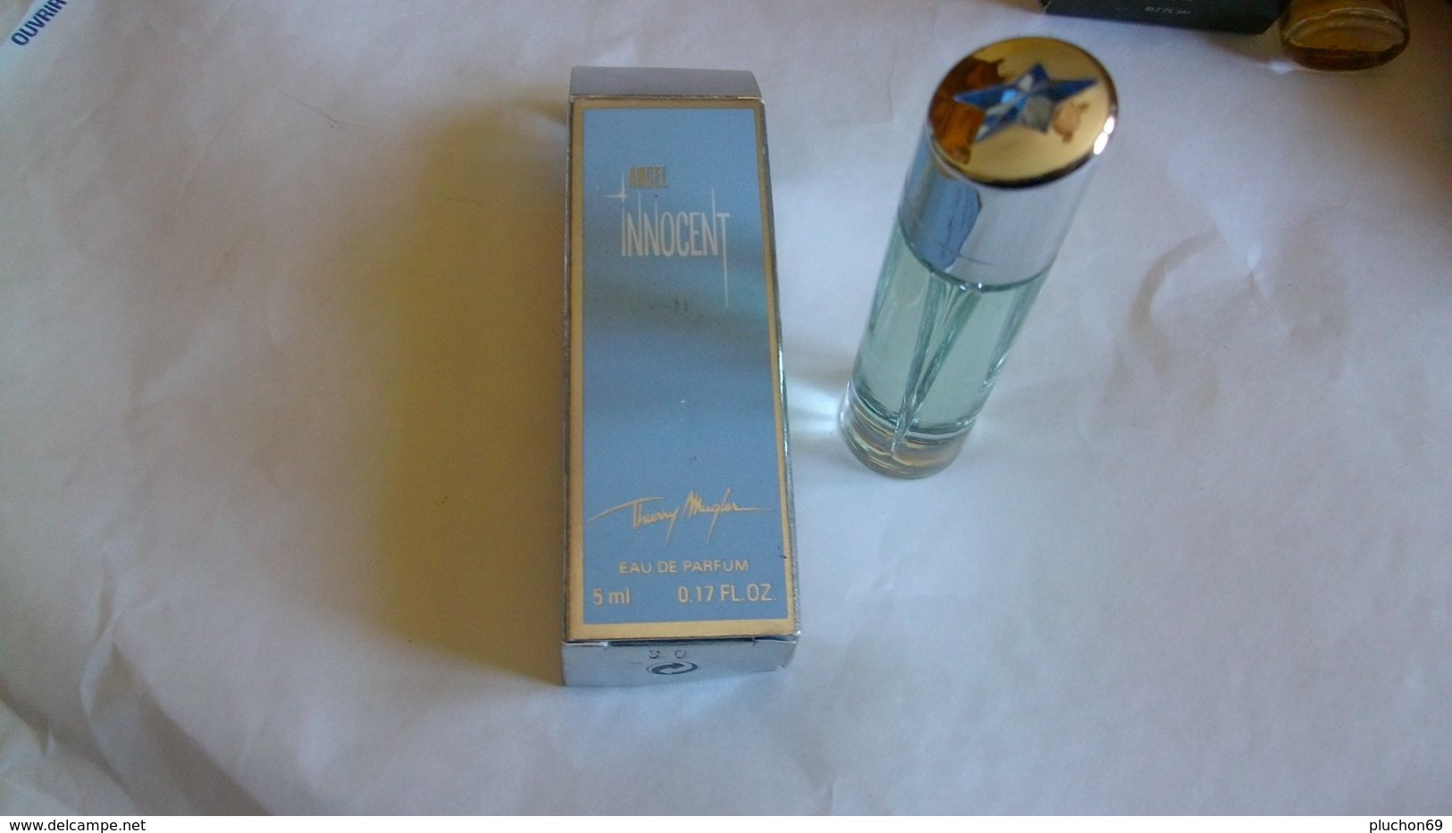 Miniature De Parfum Thierry Mugler    " Innocent    " Eau De Parfum - Miniatures Femmes (avec Boite)