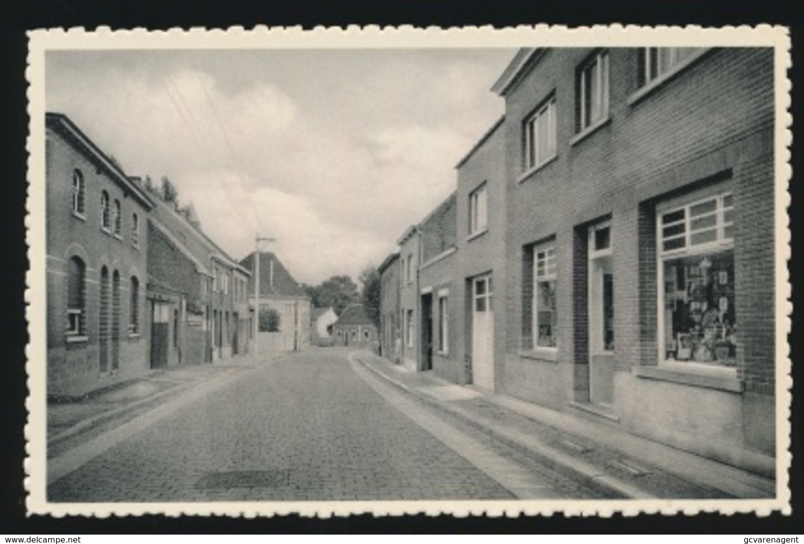 BAVEGEM  KERKKOUTERSTRAAT - Sint-Lievens-Houtem