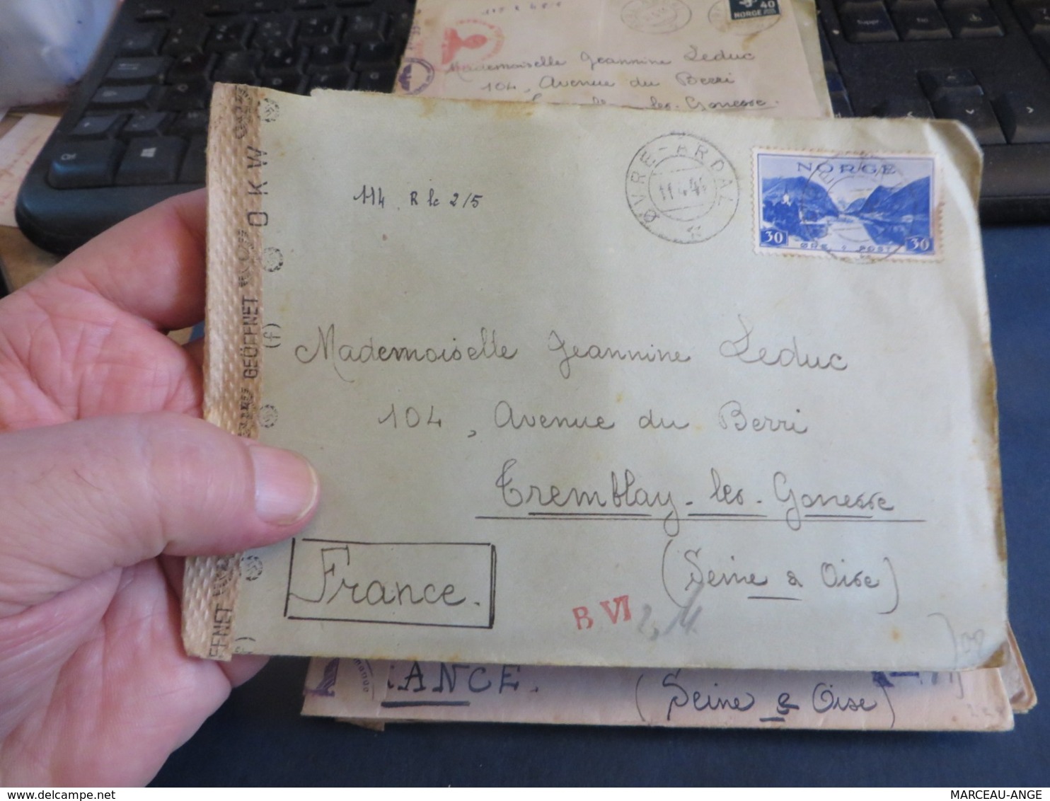 LOT D'ENVIRON 10 lettres de CENSURE 1939/1945 et assimilées guerre ,certaines avec contenue