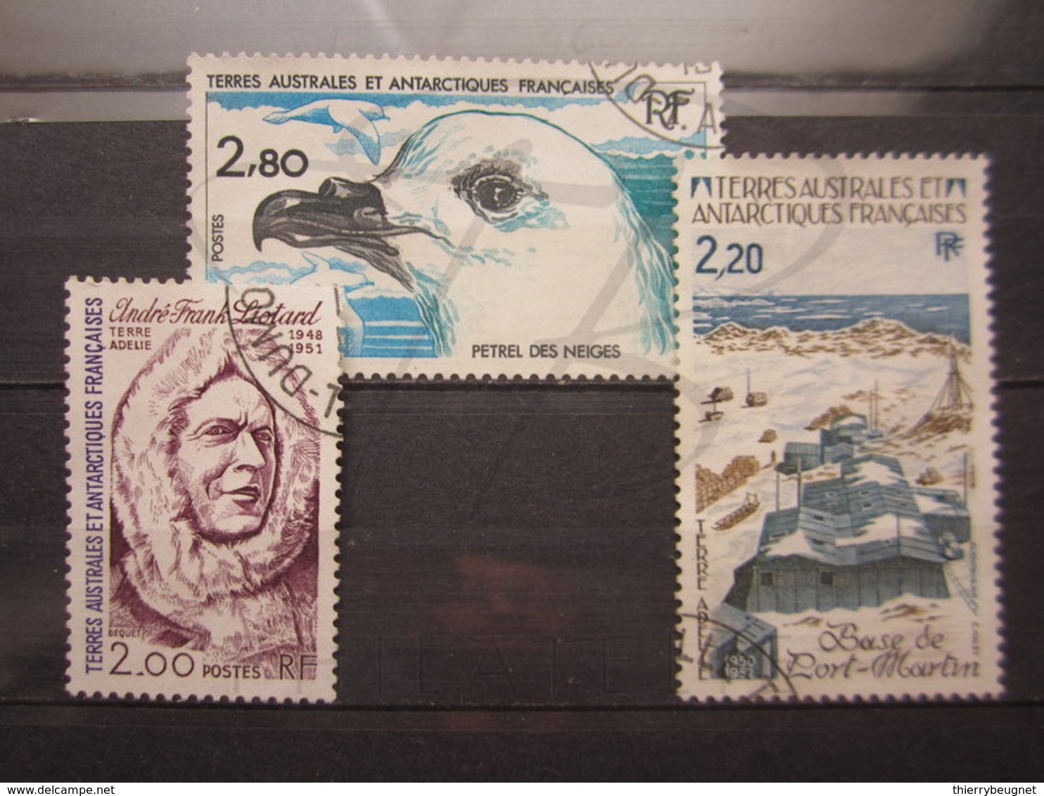 VEND BEAUX TIMBRES DES T.A.A.F. N° 110 - 112 !!! - Usati