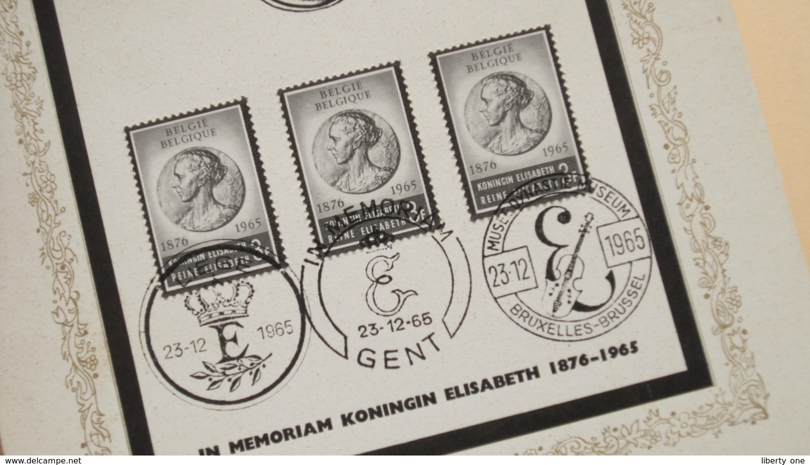 WERK Der OUDEN Van DAGEN 23-12-1965 ( Stempel Liège / Gent / Bruxelles ) In Memoriam Koningin Elisabeth 1876-1965 ! - Cartes Souvenir – Emissions Communes [HK]