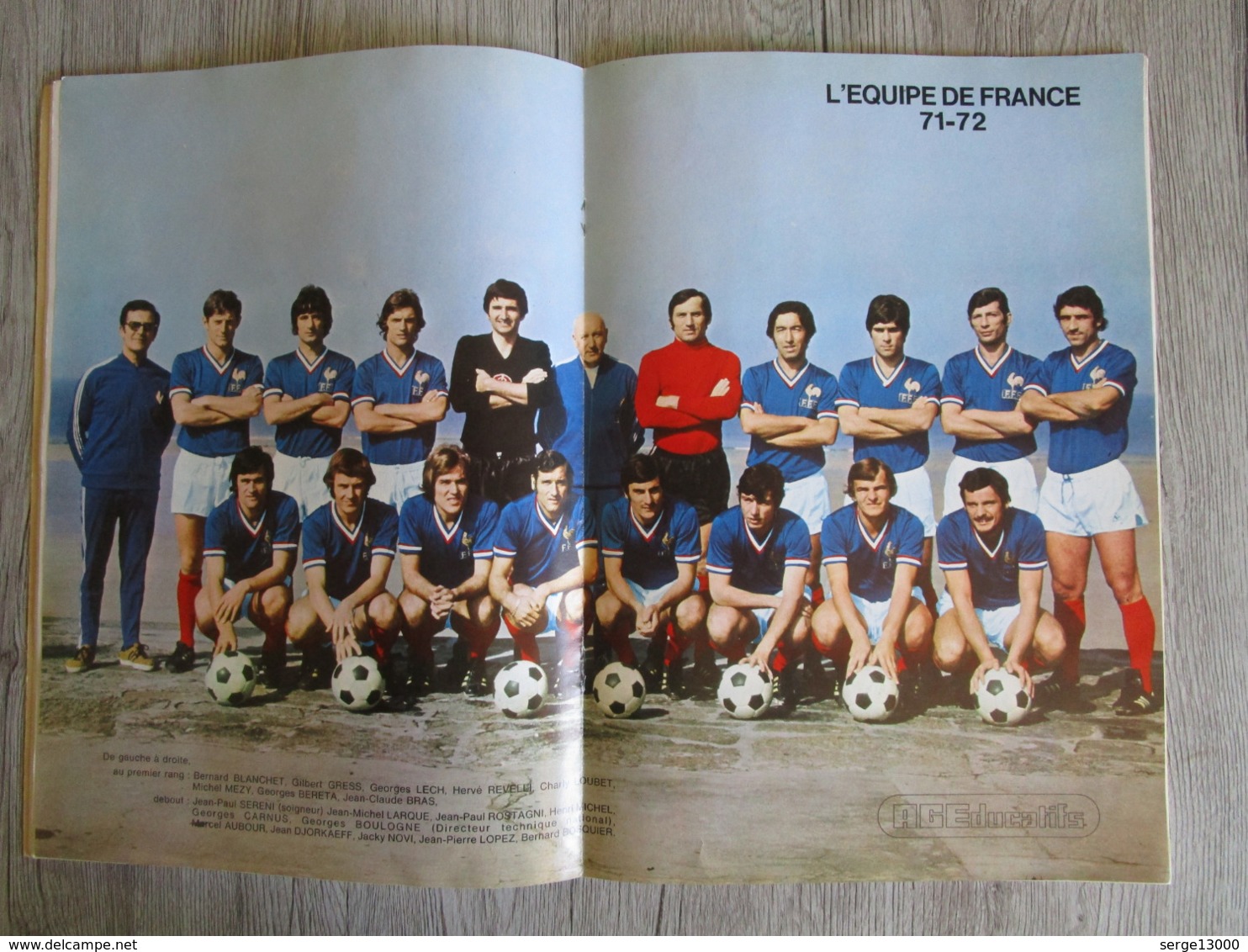 Album vignettes Football en action Championnat de France 1971 1972 AGE ( pas Panini ) avec poster équipe de France
