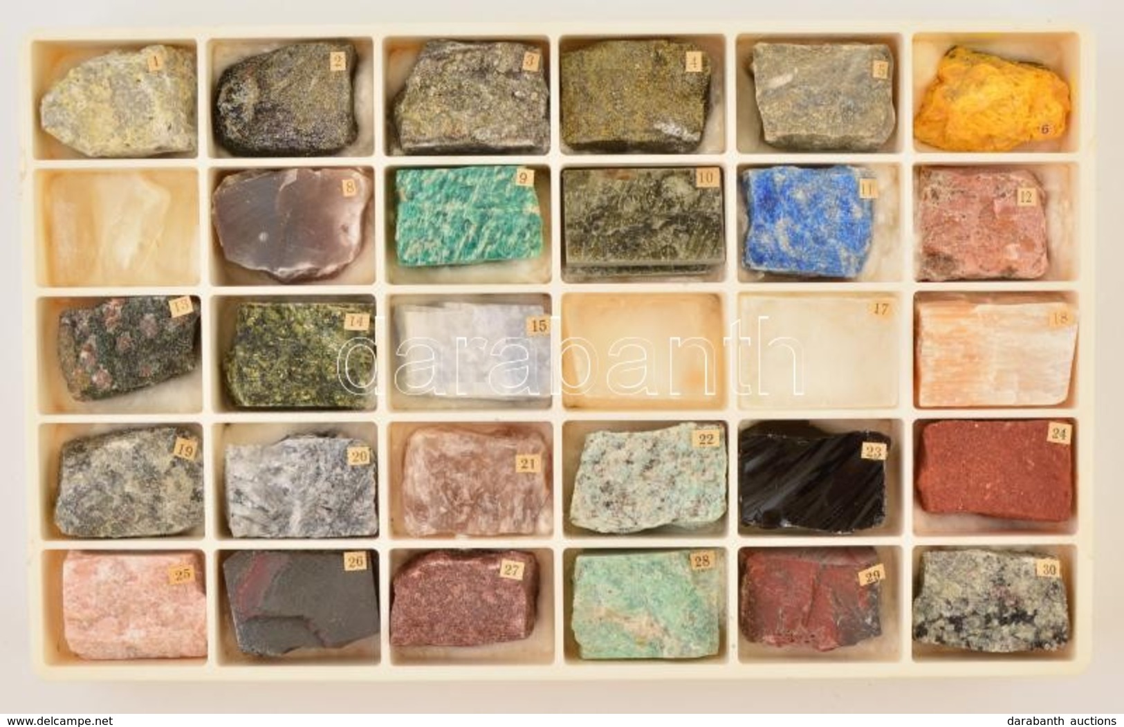 30 Darabos ásvány Gyűjtemény, Orosz Nyelvű Leírással, Dobozában - Andere & Zonder Classificatie