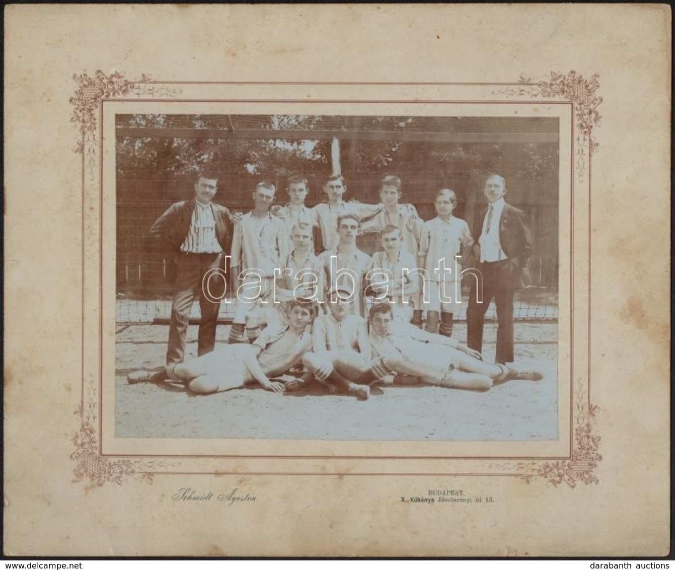 Cca 1900 Futballisták Csoportképe, Schmidt Ágoston Kőbányai Műterméből, Kartonra Kasírozva, 14x20 Cm - Other & Unclassified
