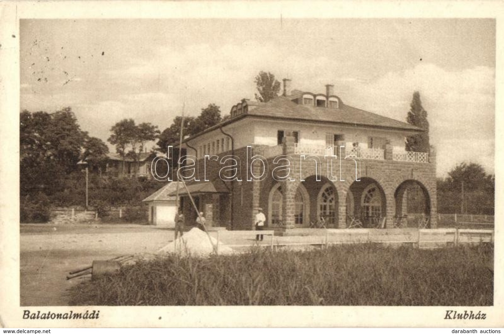 T2 1930 Balatonalmádi, Klubház - Non Classés