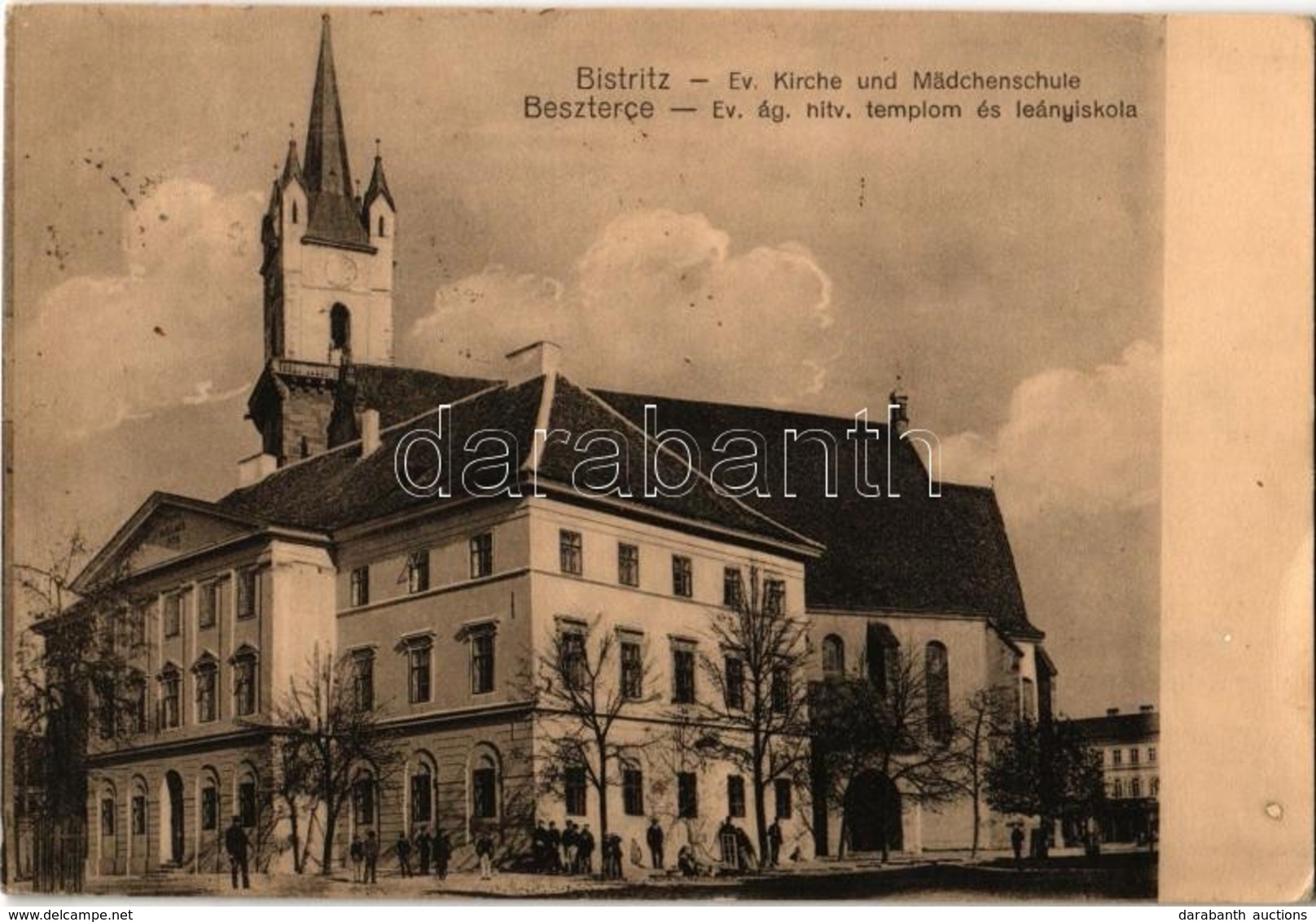 T2/T3 1922 Beszterce, Bistritz, Bistrita;  Ev. Kirche Und Mädchenschule / Evangélikus Templom és Lányiskola. Kiadja F. S - Non Classés