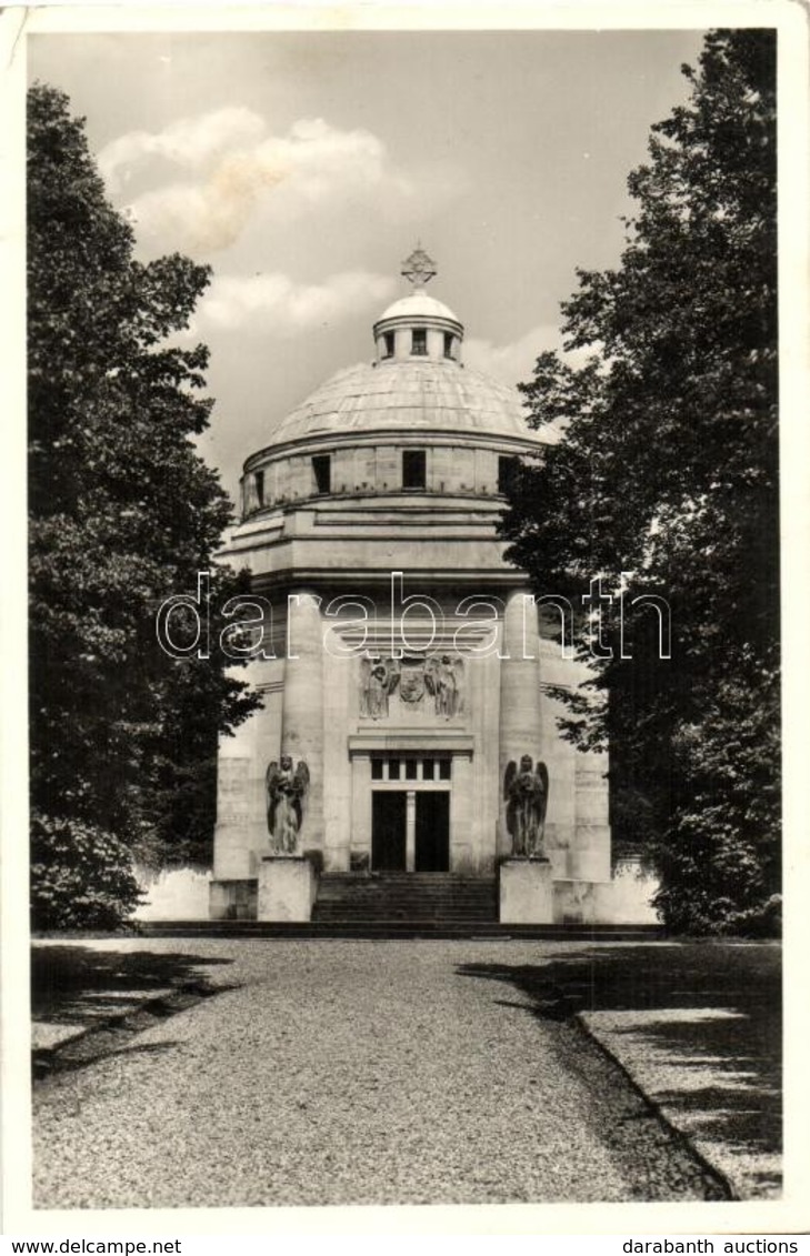 T2/T3 Krasznahorkaváralja, Krásnohorské Podhradie; Mauzóleum, Kiadja Fuchs József / Mausoleum (EK) - Zonder Classificatie