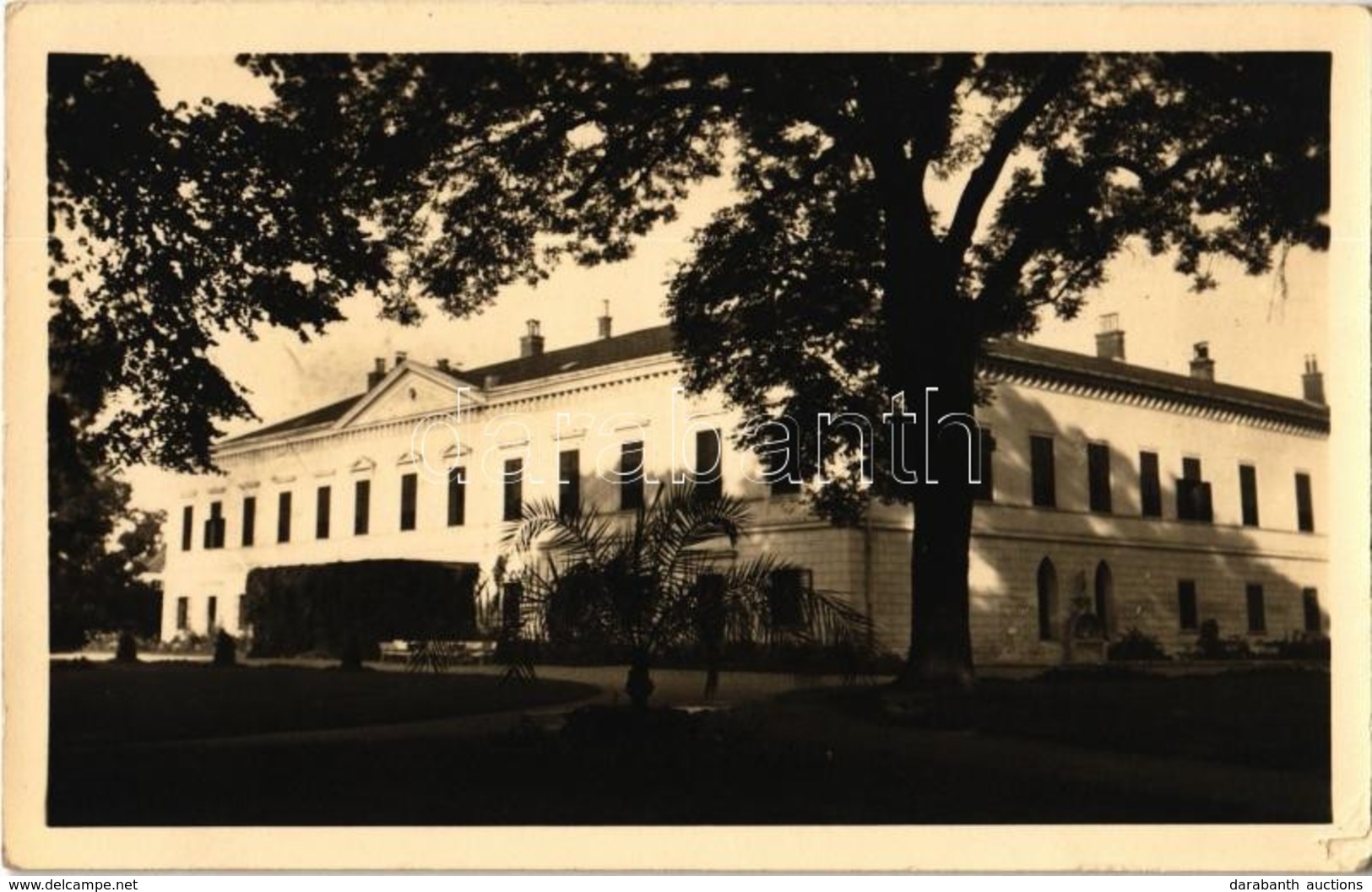 ** T2 Vedrőd, Voderady; Zichy Kastély / Castle. Photo - Ohne Zuordnung