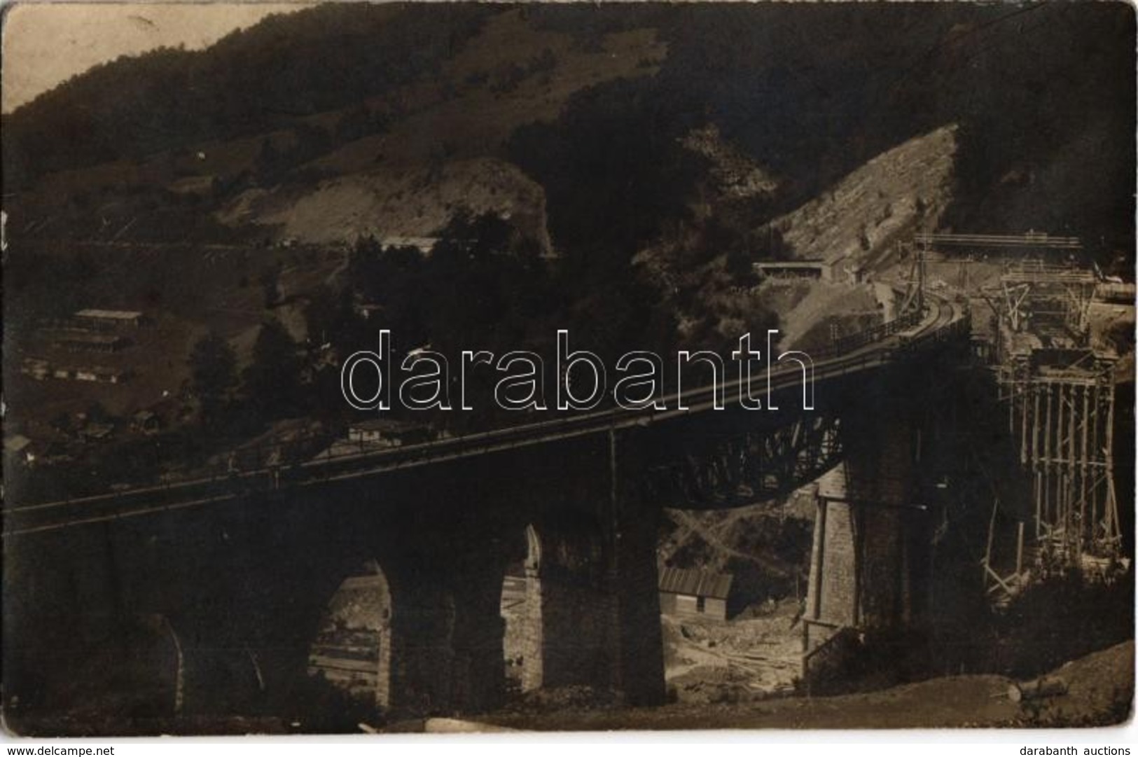 * T2/T3 1915 Csorbadomb, Cserbin, Shcherbyn; Viadukt, Vasúti Híd újjáépítése Júliusban Az Uzsoki-szorosban állványzattal - Ohne Zuordnung