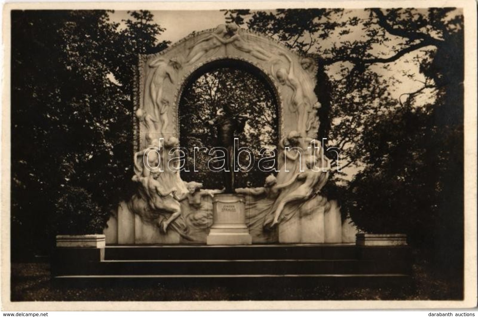 ** T2 Vienna, Wien, Bécs I. Johann-Strauss-Denkmal / Monument - Zonder Classificatie