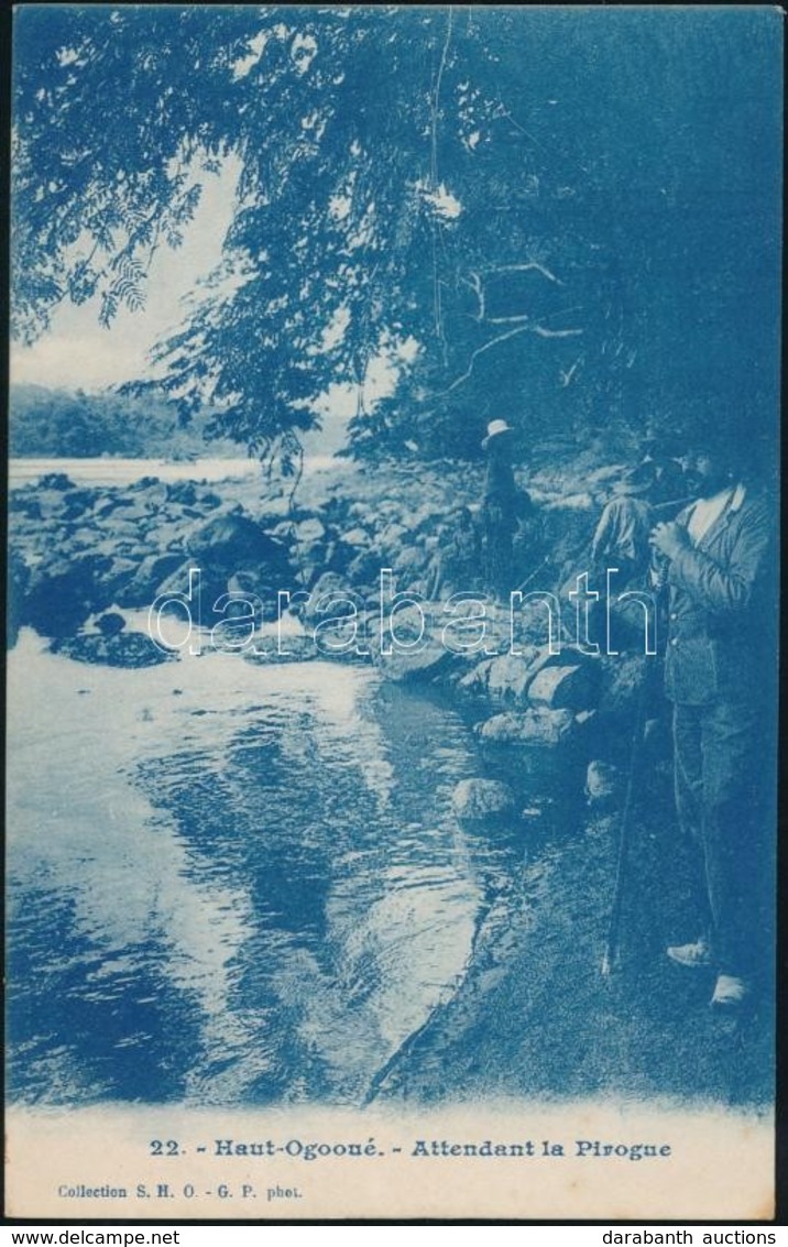 ** T2 Haut-Ogooué, Attendant La Pirogue / Waiting For The Canoe - Ohne Zuordnung