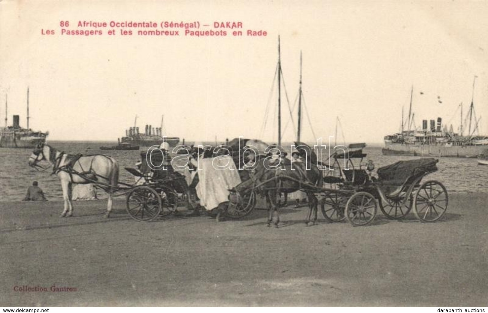 ** T2 Dakar, Les Passagers Et Les Nombreux Paquebots En Rade / Harbour, Horse-drawn Carriages, Steamships - Unclassified