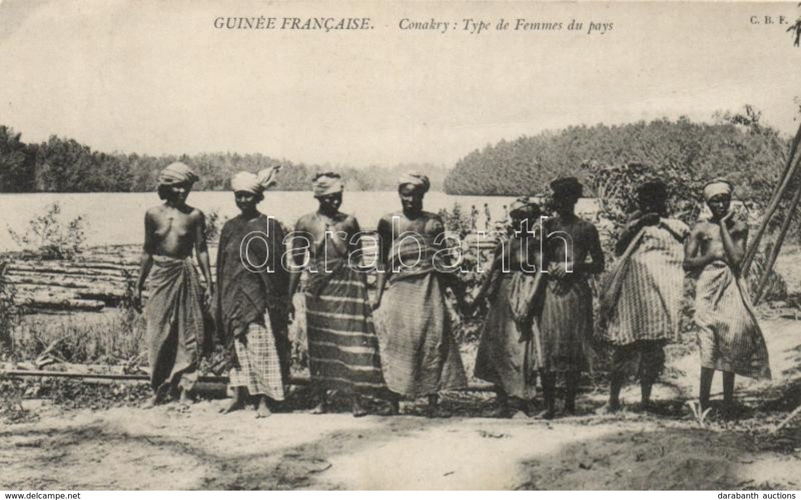 * T2 Conakry, Type De Femmes Du Pays / Indigenous Women, Guinean Folklore - Sin Clasificación