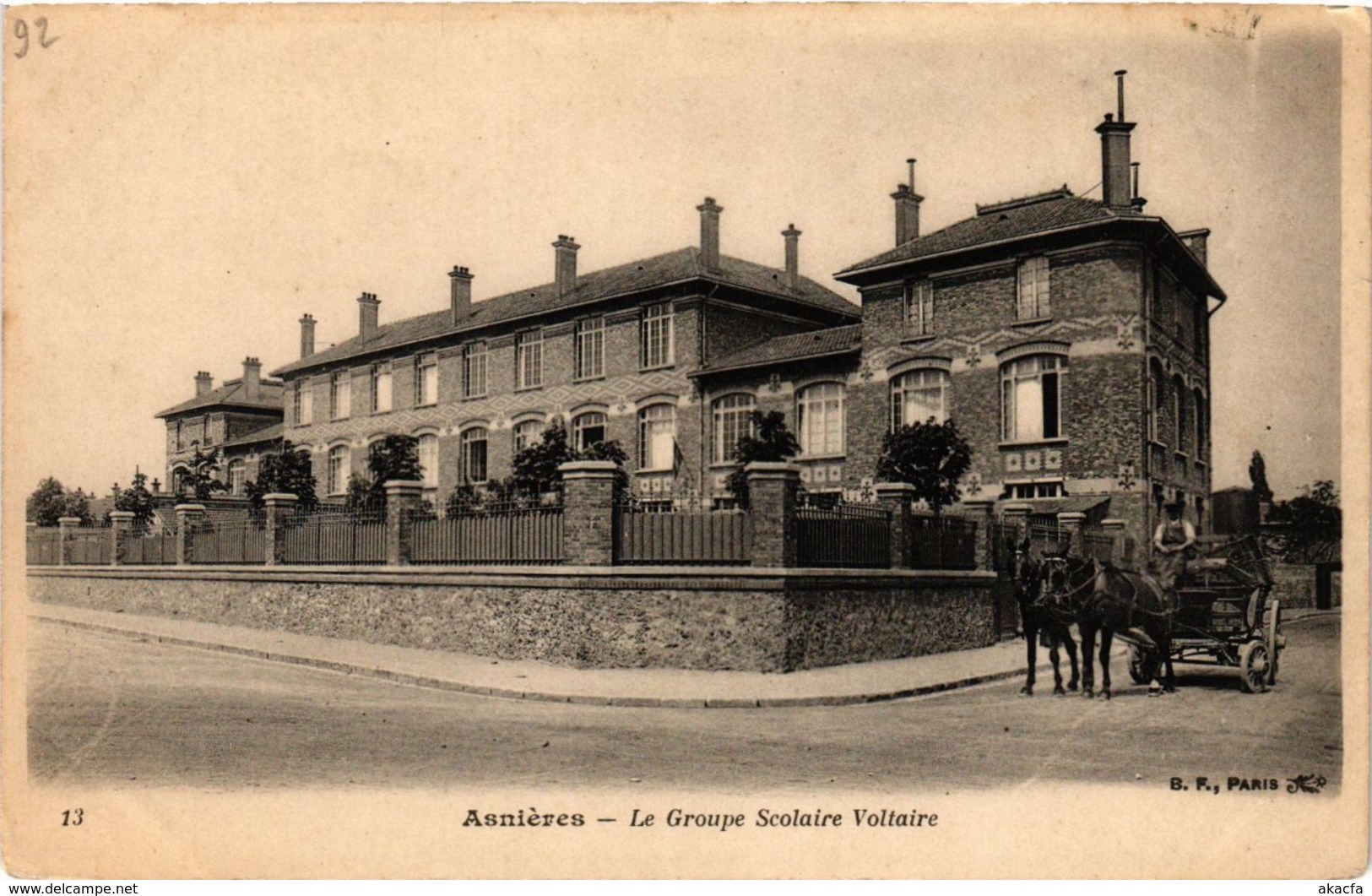 CPA ASNIERES - Le Groupe Scolaire Voltaire (297173) - Arnières