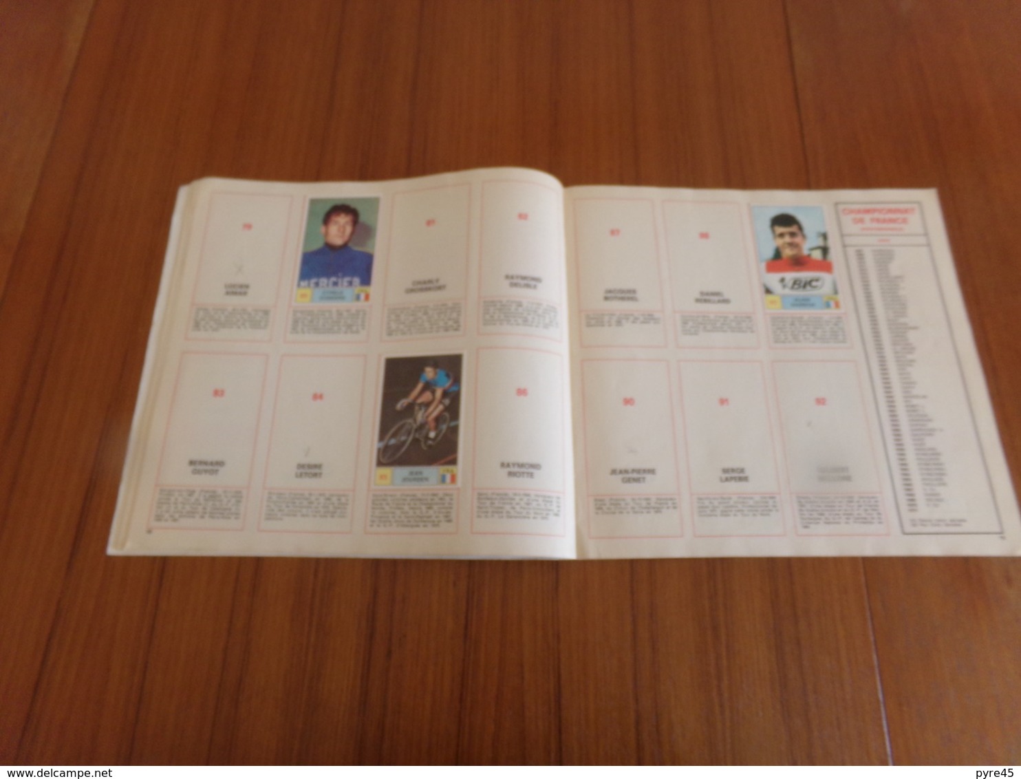 Album Panini Cyclisme " Sprint 71 " Incomplet 32 Vignettes - Edition Française