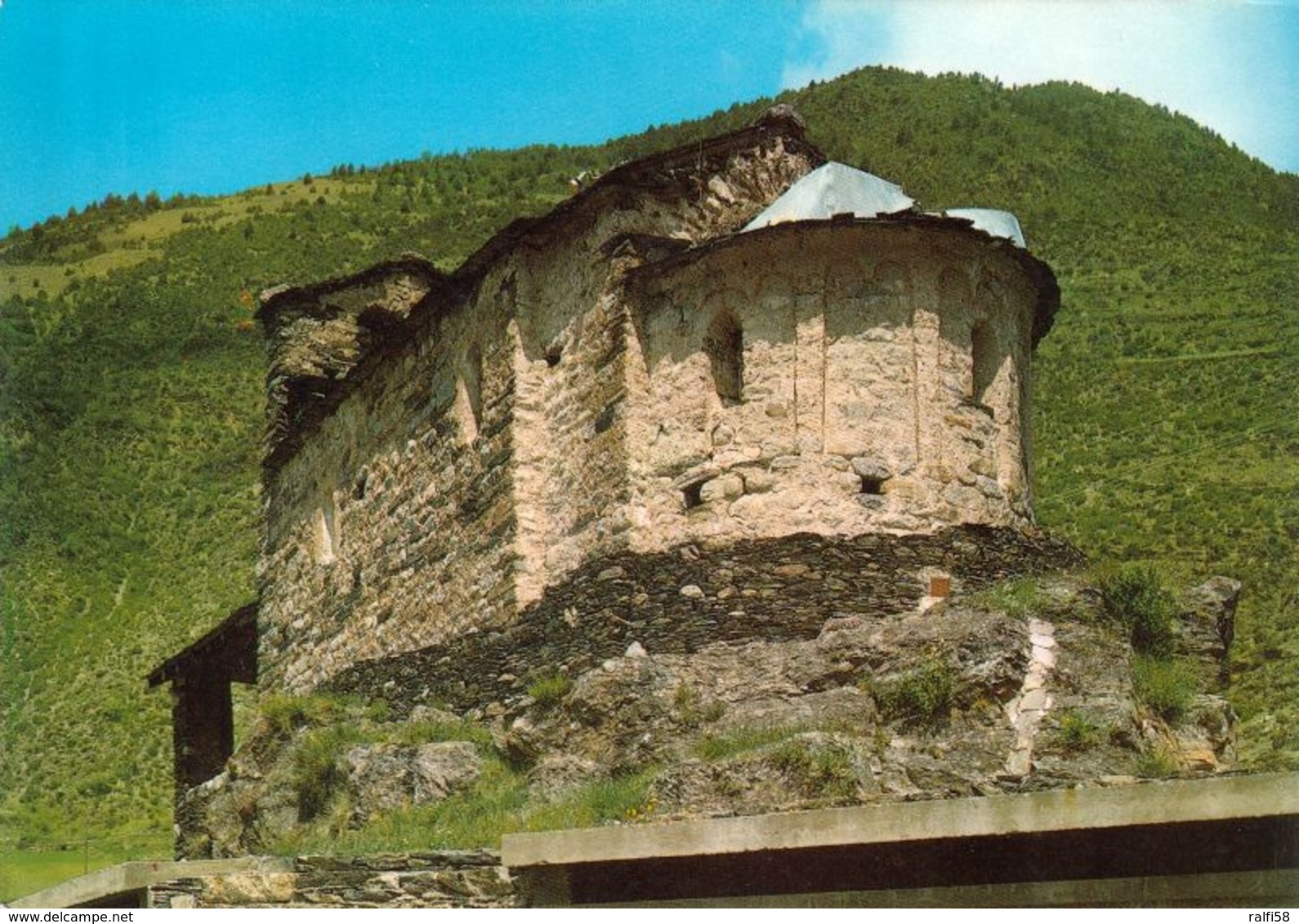 1 AK Andorra * Romanische Kirche Sant Romà De Les Bons In Encamp - Eine Der ältesten Kirchen In Andorra Erb. Im 12. Jh. - Andorra