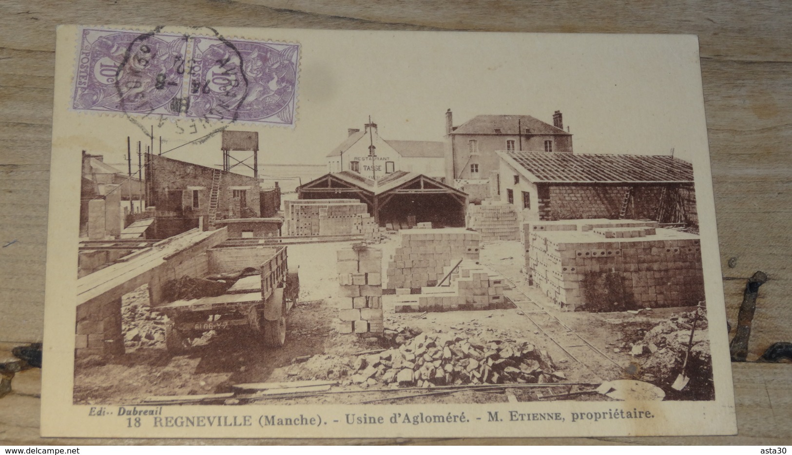 REGNEVILLE : Usine D'agloméré, M Etienne Propriétaire   …... … NR-3935 - Autres & Non Classés