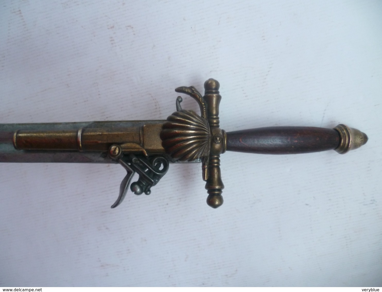 PISTOLET POIGNARD - Decorative Weapons