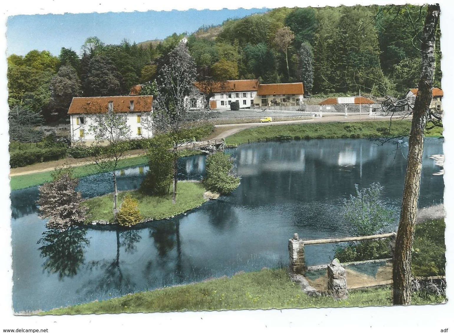 CPSM COLORISEE BUSSANG, PISCINE DES SOUSCES, VOSGES 88 - Bussang