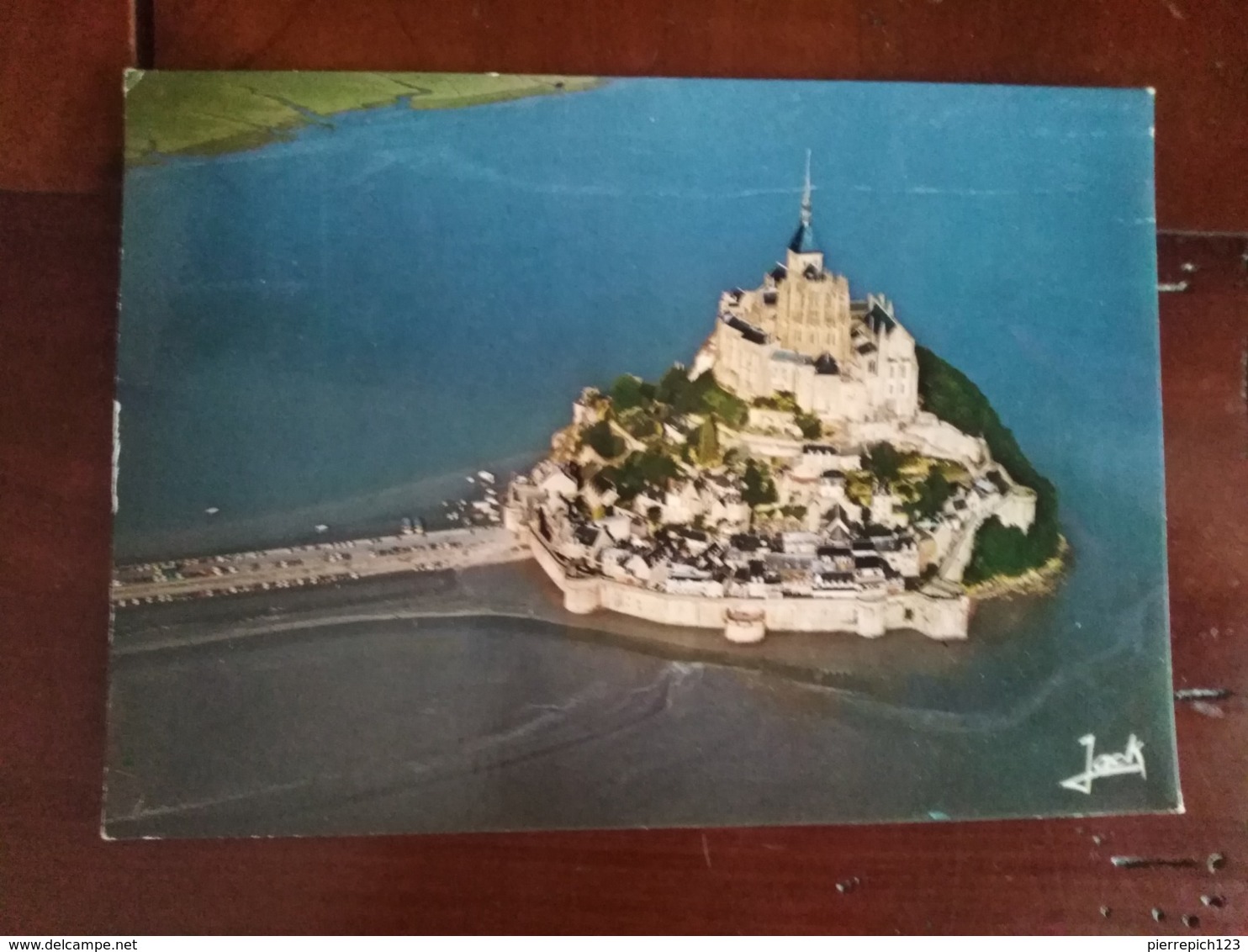 50 - Le Mont Saint Michel - Vue Générale - Le Mont Saint Michel