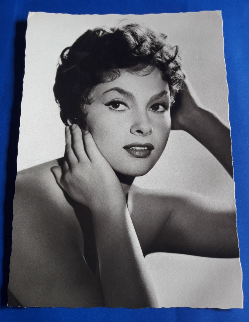 Sexy Portrait GINA LOLLOBRIGIDA # Alte Star-Foto-AK # [19-827] - Schauspieler