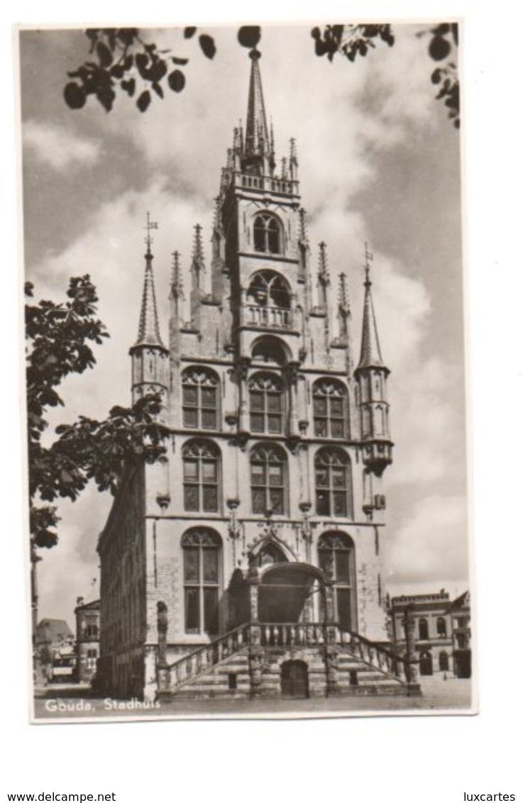 GOUDA. STADHUIS. - Gouda