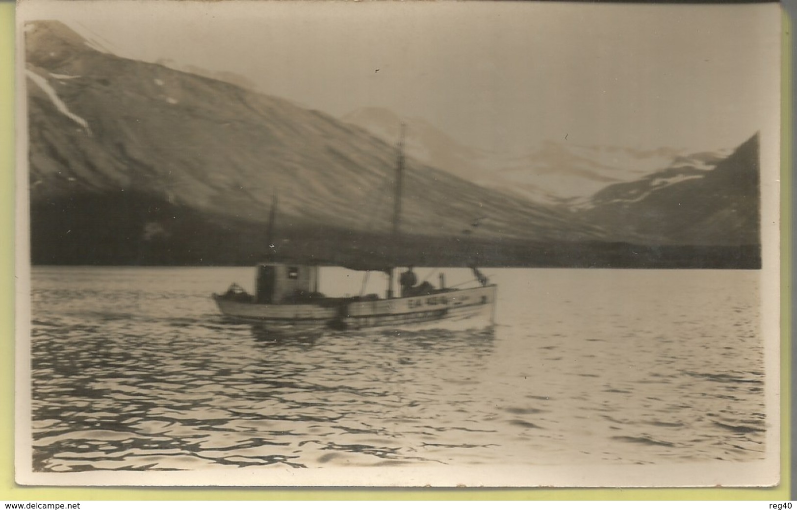 ISLANDE  Carte Photo - Bateau De Peche - Islande