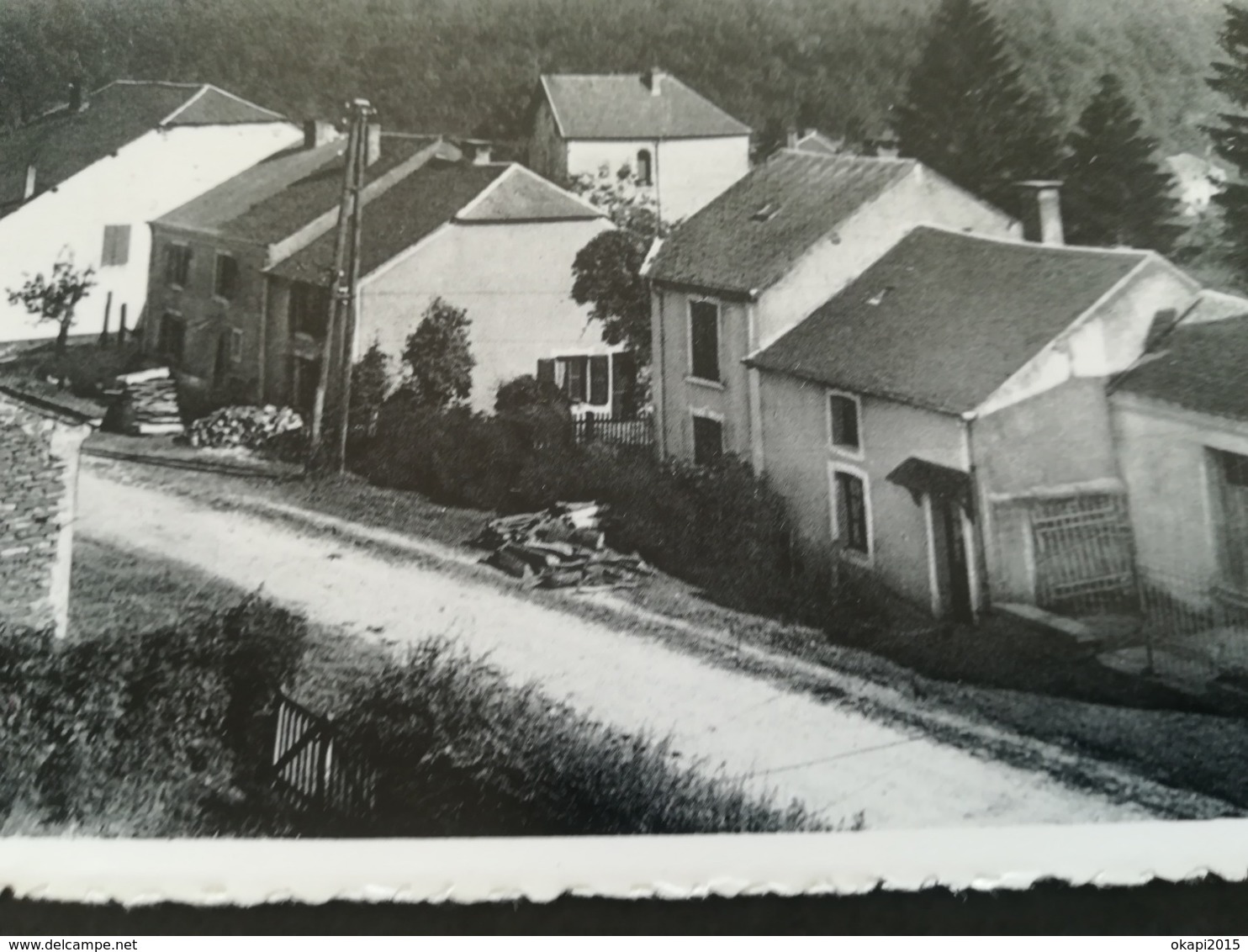 SEMOIS ÉGLISE SAINTE WALBURGE VILLAGE CHINY HÔTEL BELLE VUE LOT 4 PHOTO ORIGINALE  + 1 CARTE POSTALE BELGIQUE