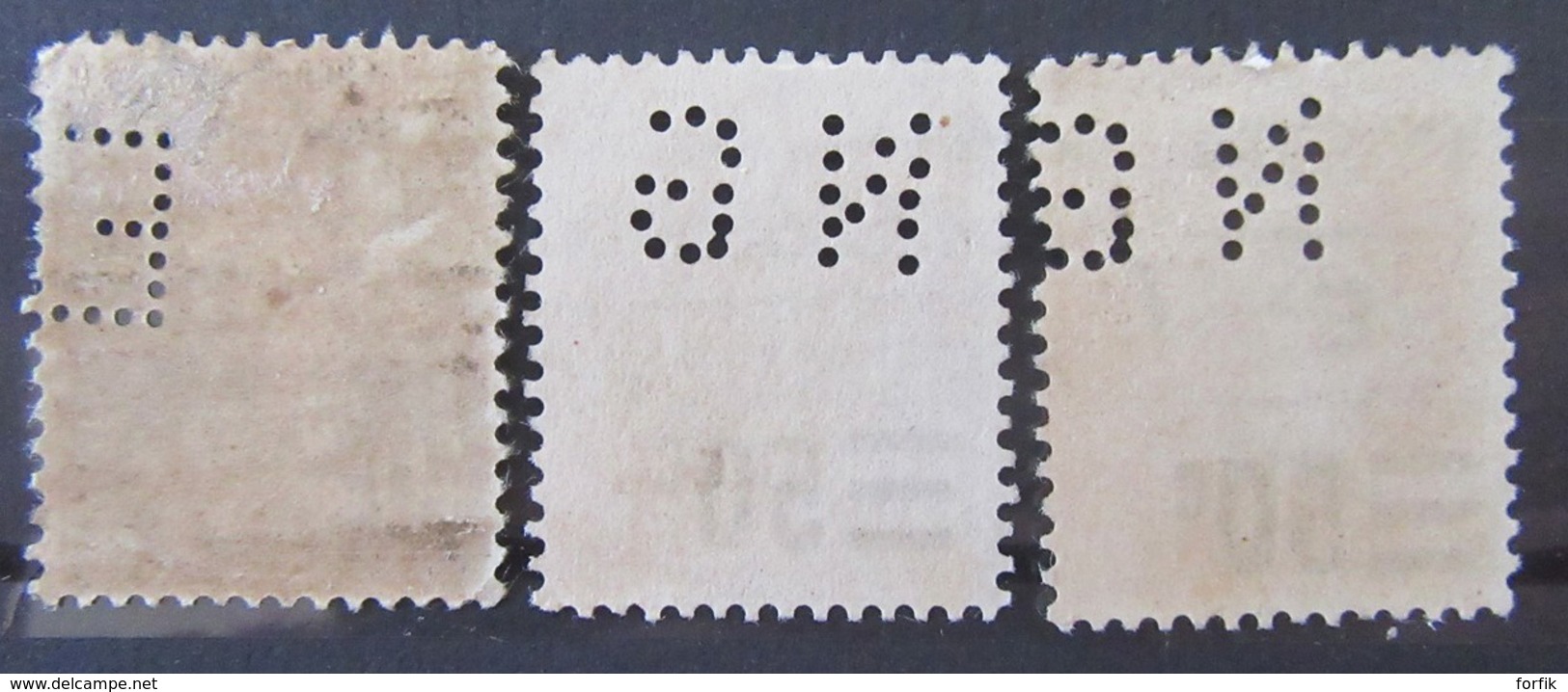 France - Lot de 10 timbres Type Semeuse, Blanc et Mouchon perforés pour étude