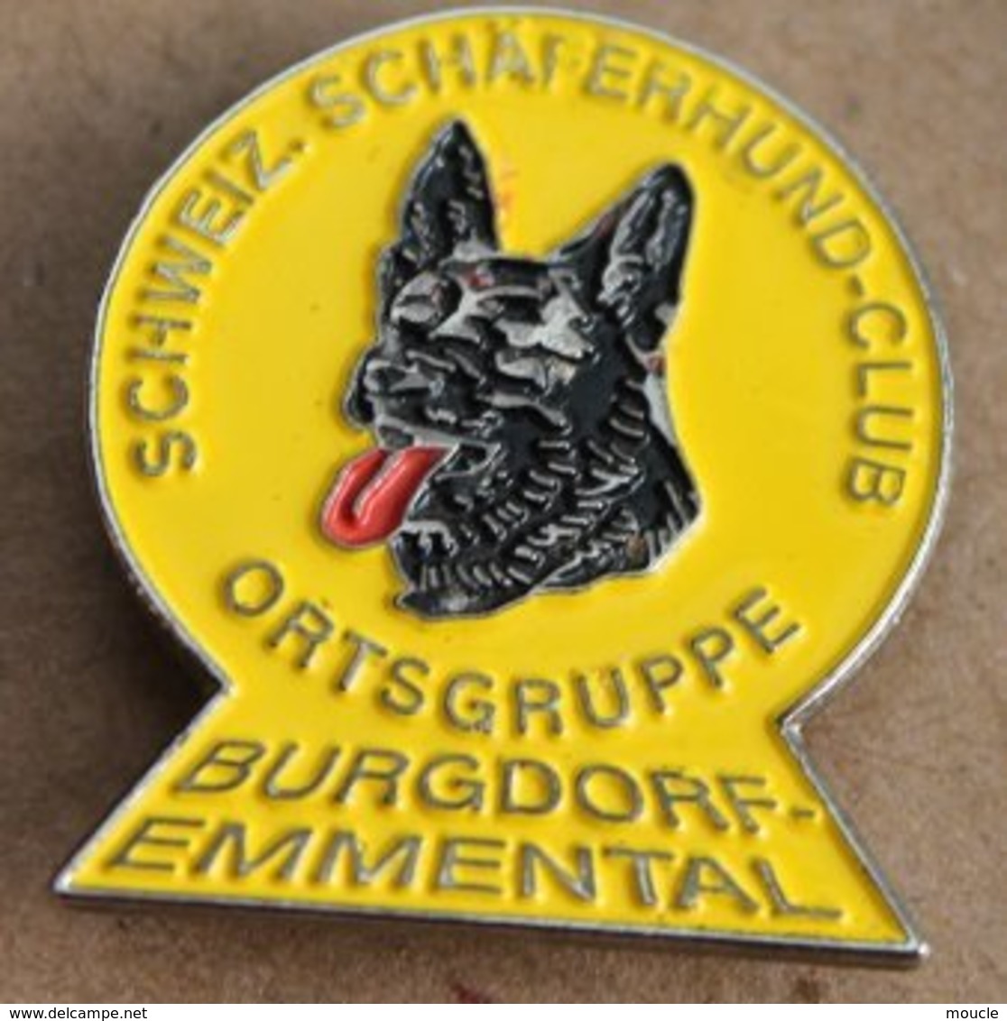CHIEN - HUND - DOG - SCHWEIZ SCHAFERHUND CLUB - ORTSGRUPPE - BURGDORF EMMENTAL - SUISSE - SWISS-BERGER ALLEMAND - (22) - Dieren