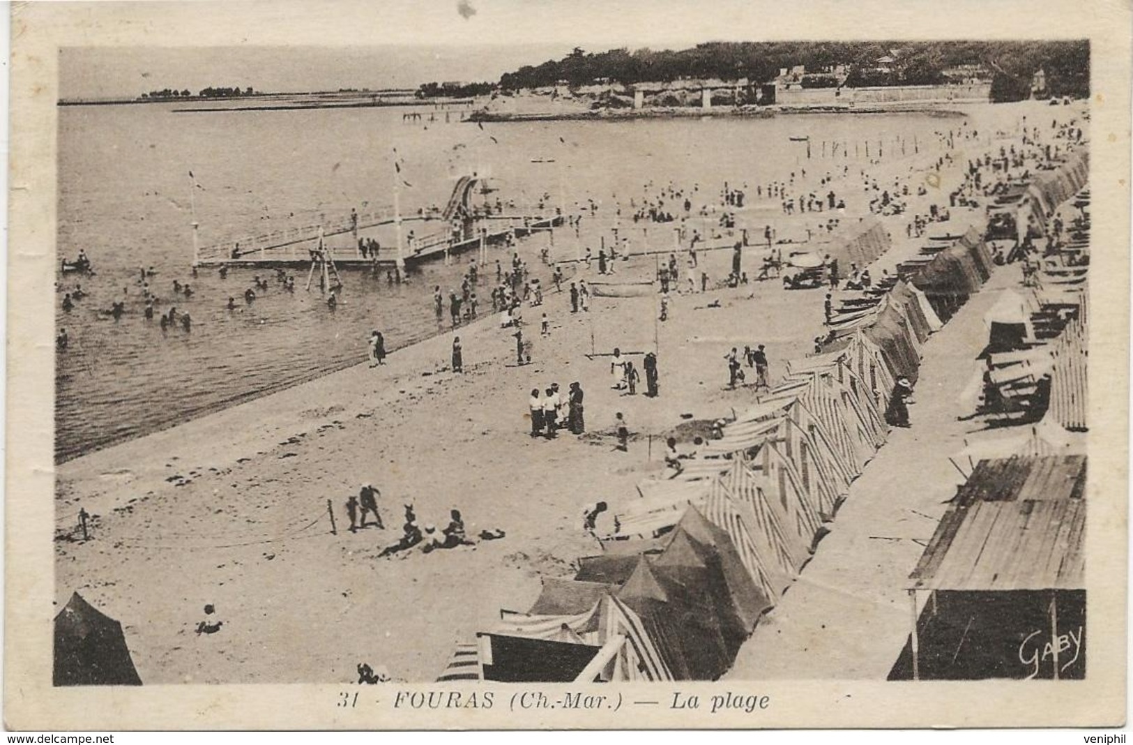 CARTE -FOURAS -CHARENTE MARITIME - OBLITERATION DAGUIN "FOURAS SON OMBRAGE SES TROIS PLAGES -ANNEE 1951 - Mechanical Postmarks (Other)