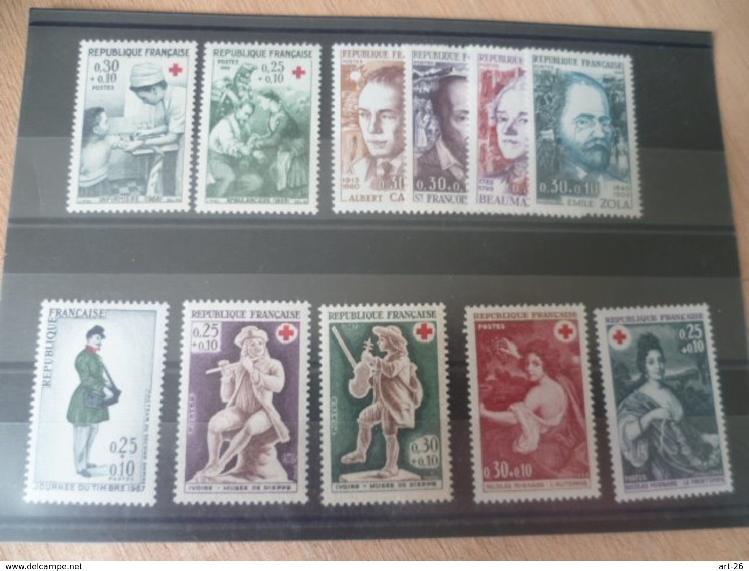 LOT TIMBRE SURTAXE  NEUF **   MNH - Collections