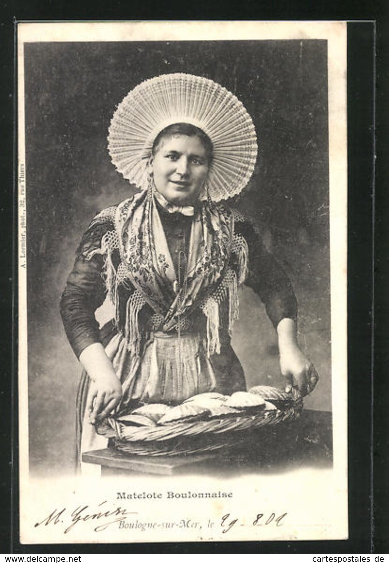 CPA Boulogne-sur-Mer, Matelote Boulonnaise, Nord-Pas-de-Calais, Frau Avec Muscheln - Non Classés