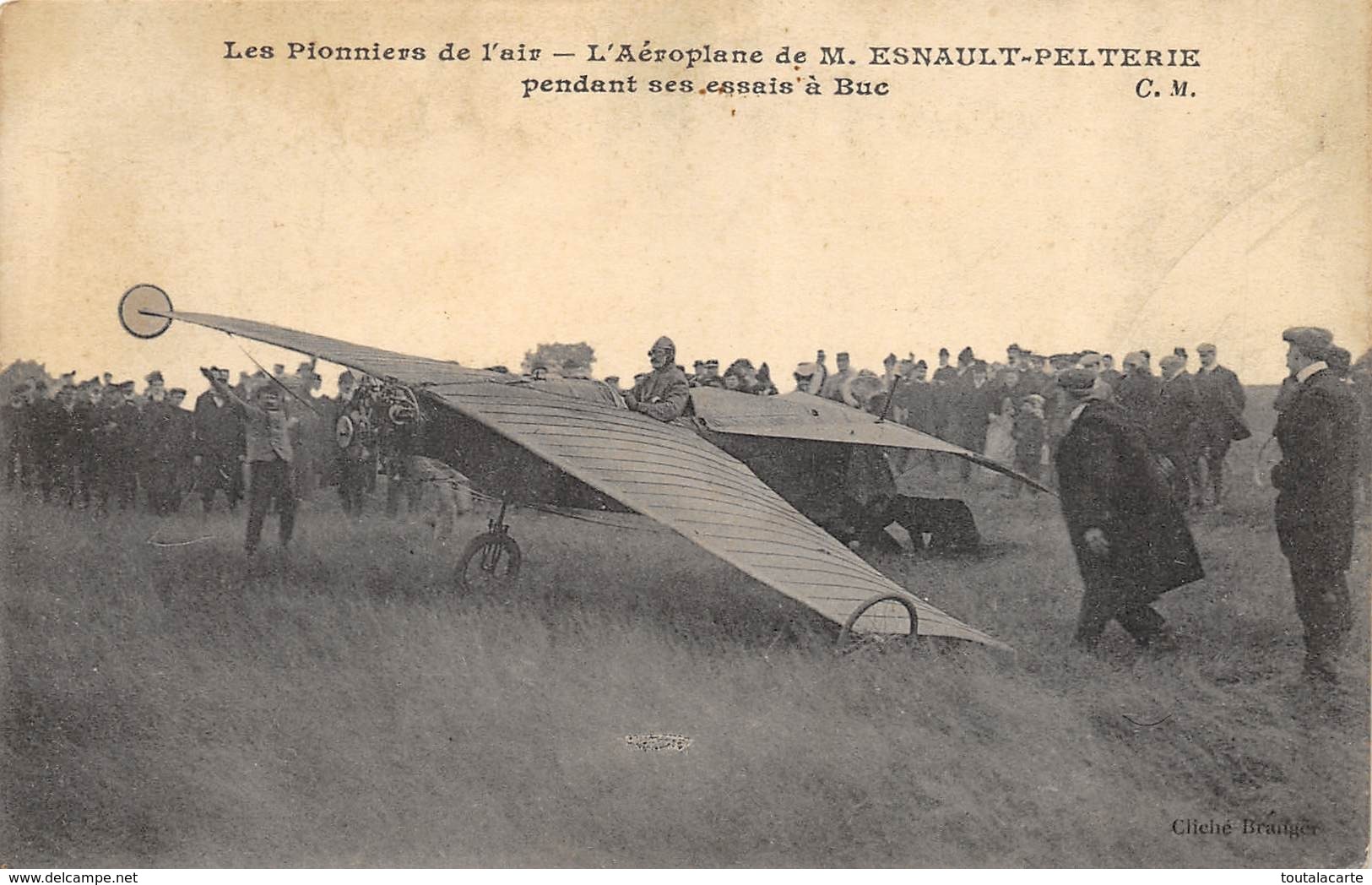 CPA BUC AEROPLANE DE M. ESNAULT PELTERIE PENDANT SES ESSAIS - Buc