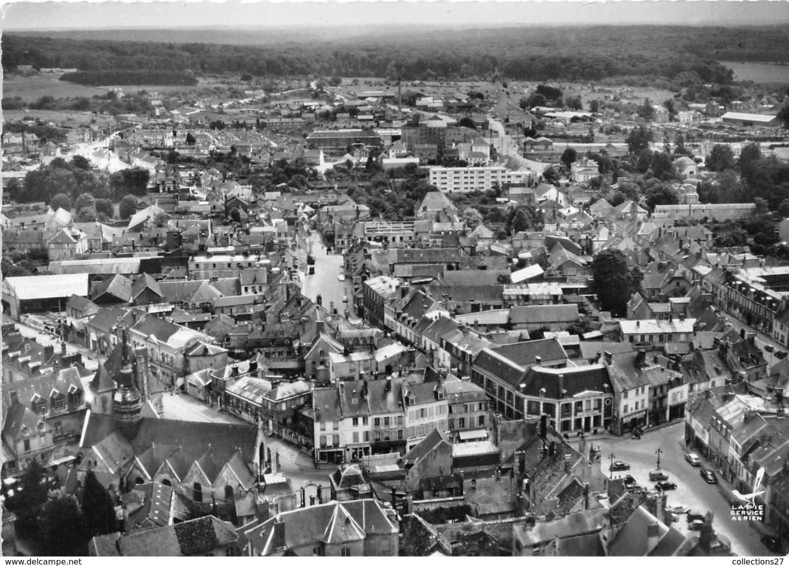 02-VILLERS-COTTERETS- VUE AERIENNE - Villers Cotterets