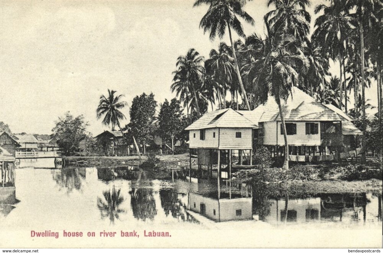 Malay Malaysia, LABUAN BORNEO, Dwelling Houses On River Bank (1910s) Postcard - Malaysia